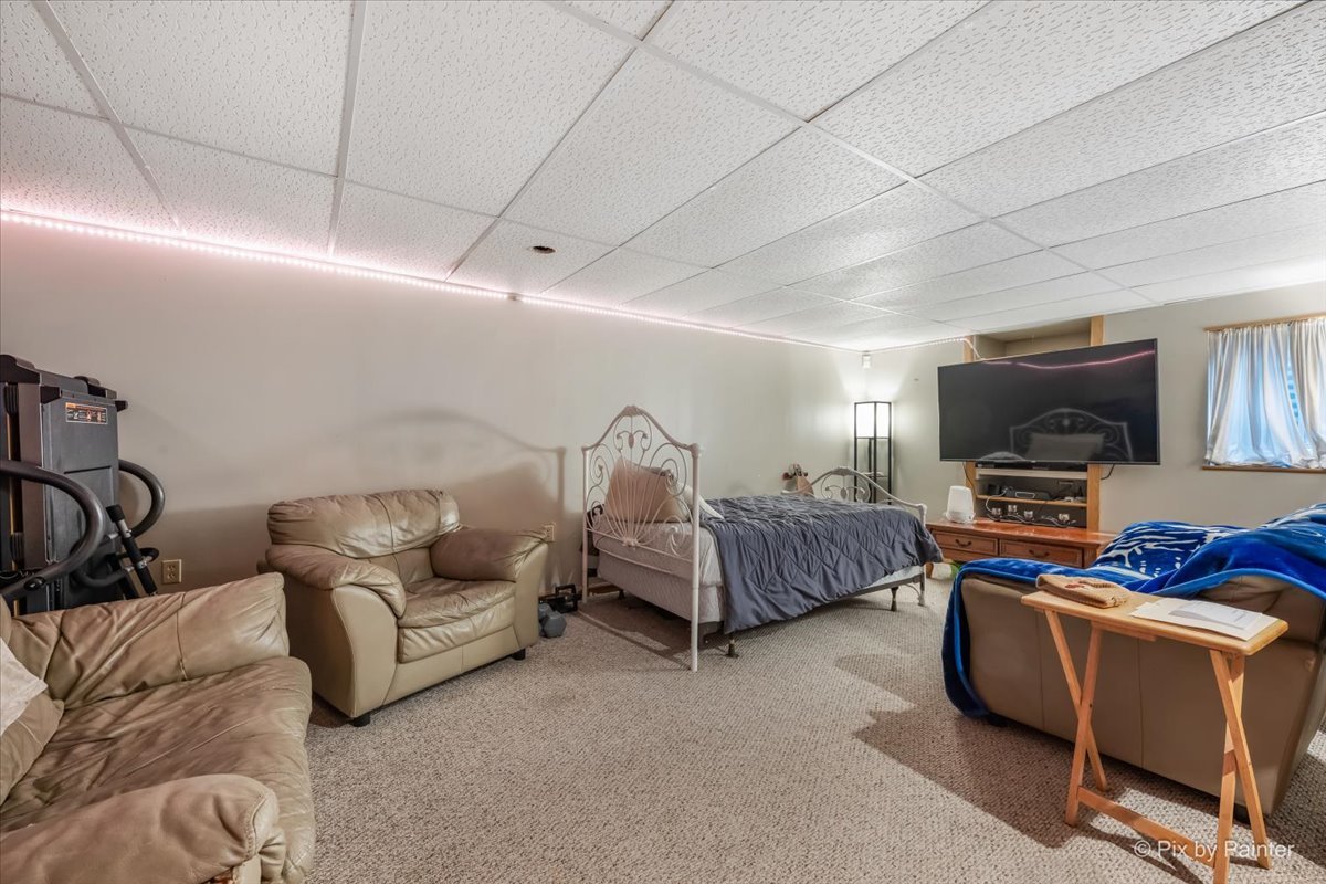 1900 Mayfield Court, Romeoville, IL 60446