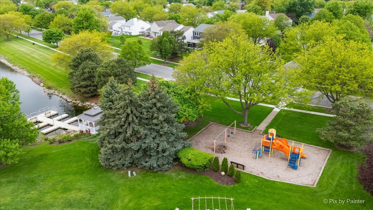1900 Mayfield Court, Romeoville, IL 60446