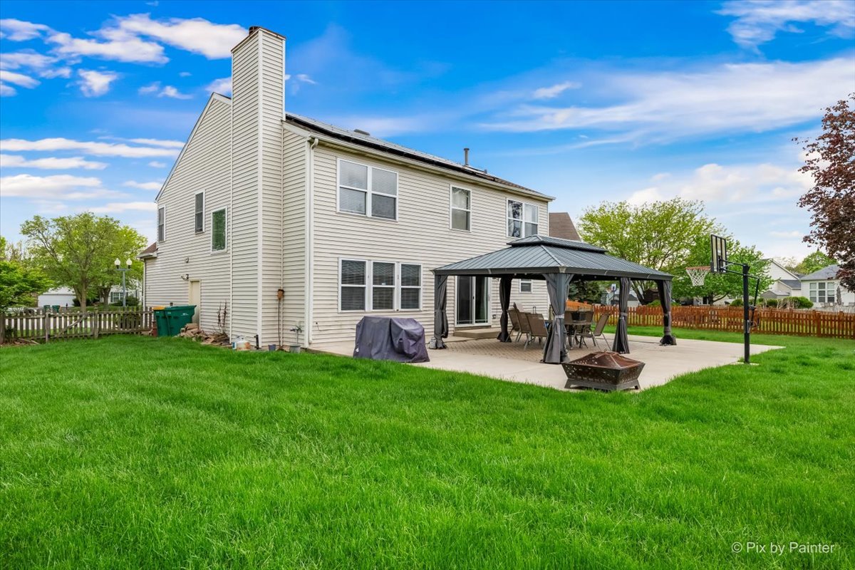1900 Mayfield Court, Romeoville, IL 60446