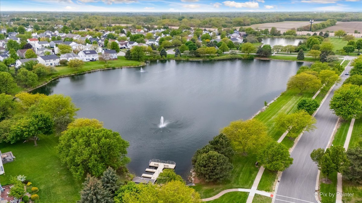 1900 Mayfield Court, Romeoville, IL 60446
