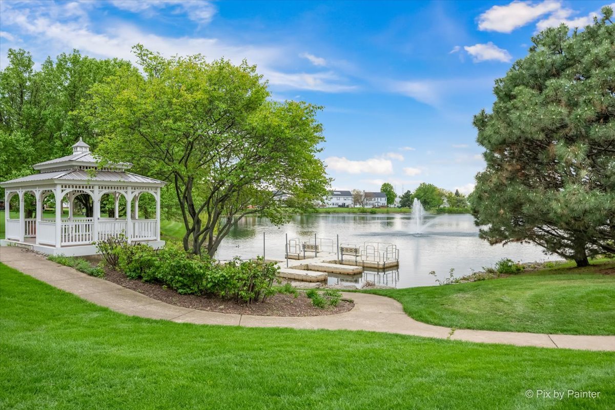 1900 Mayfield Court, Romeoville, IL 60446