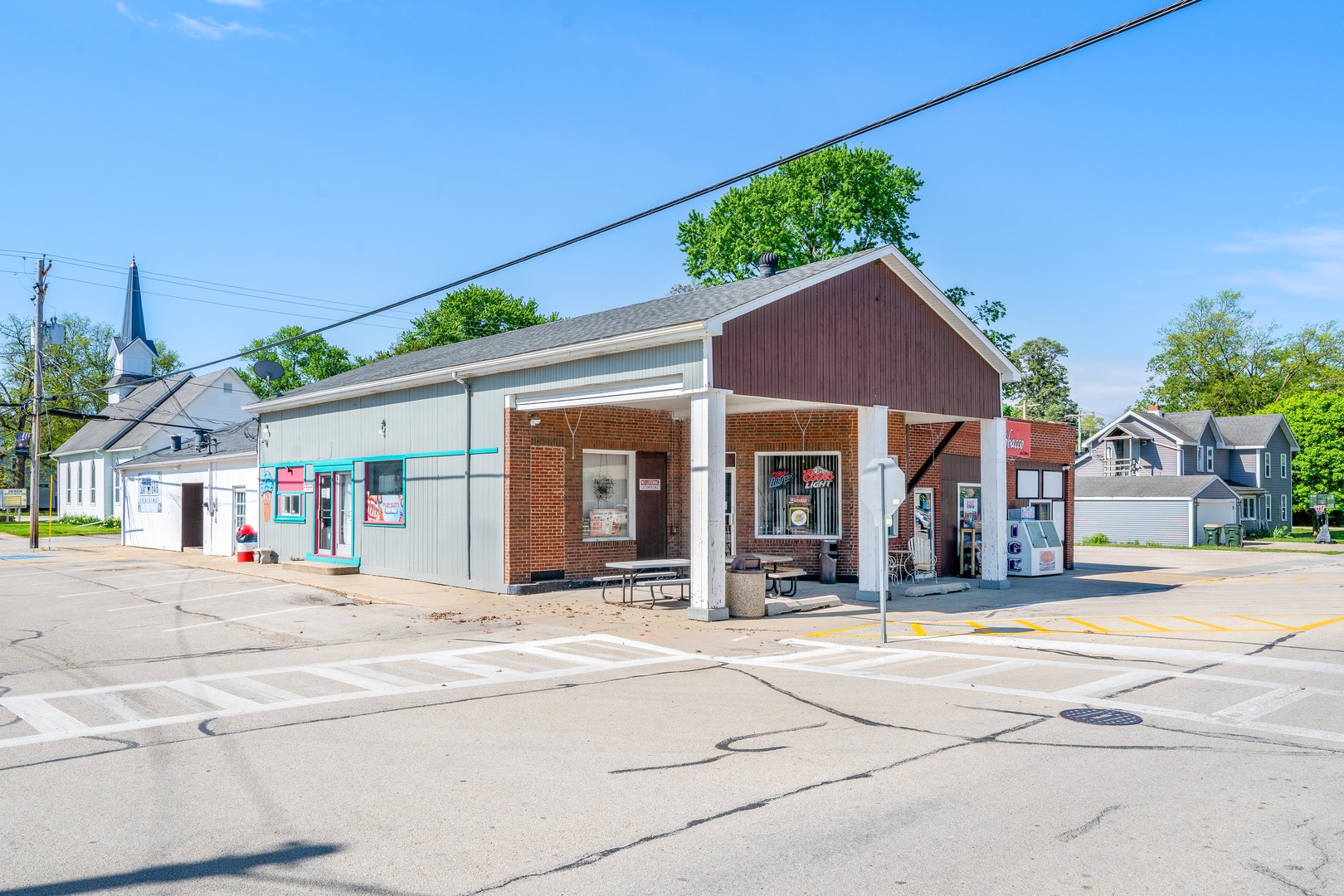 207 W Si Johnson Street, Sheridan, IL 60551