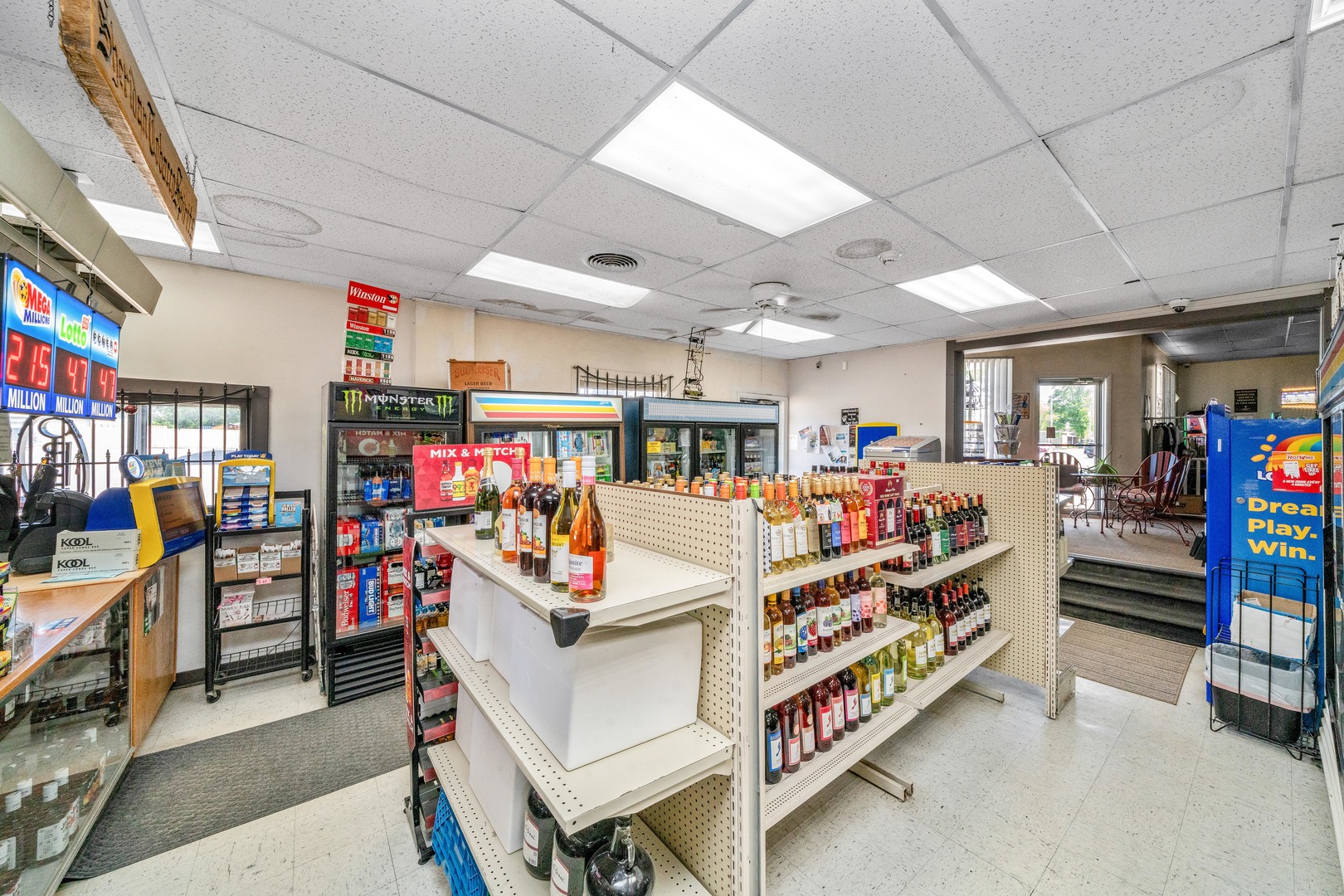 207 W Si Johnson Street, Sheridan, IL 60551