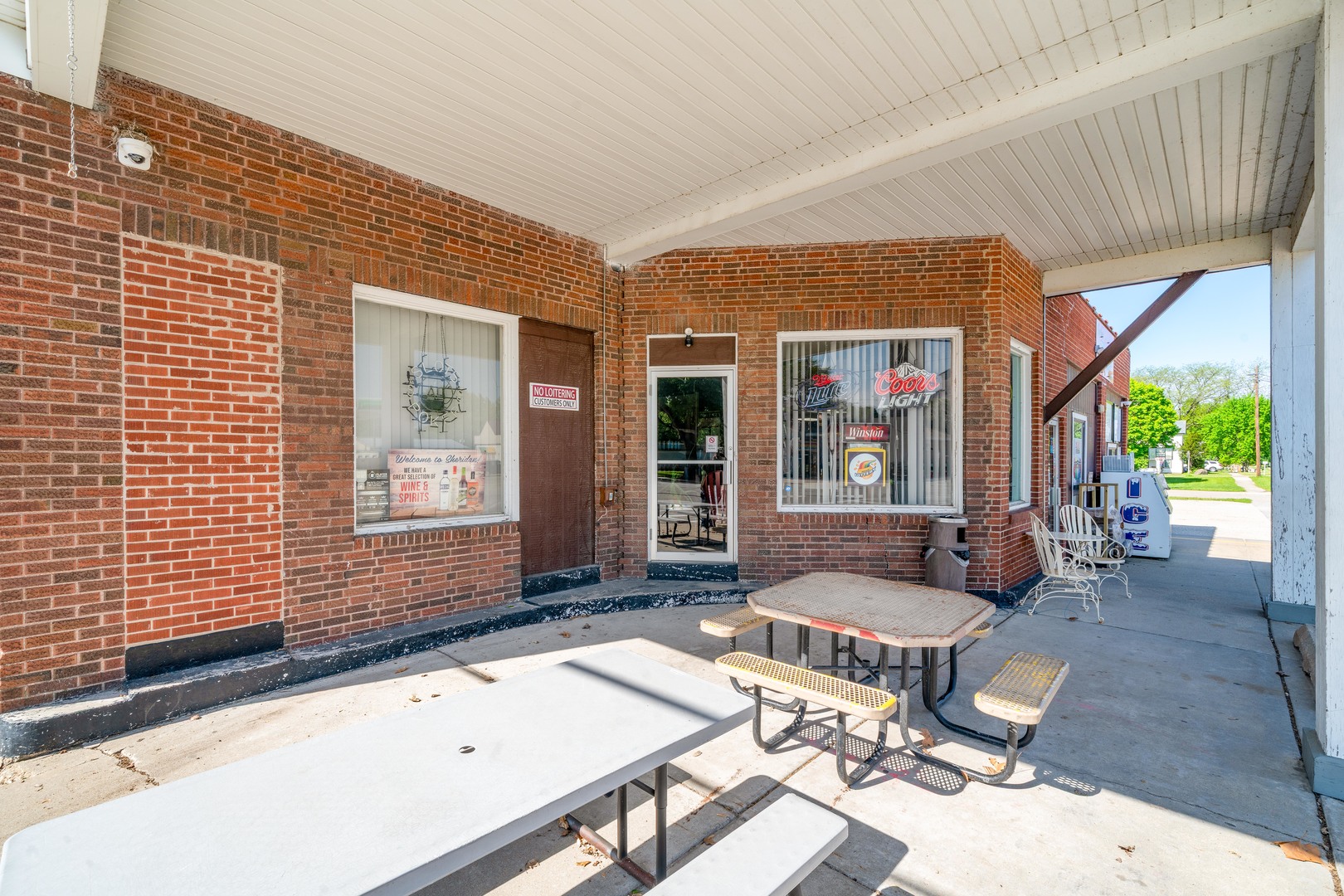 207 W Si Johnson Street, Sheridan, IL 60551