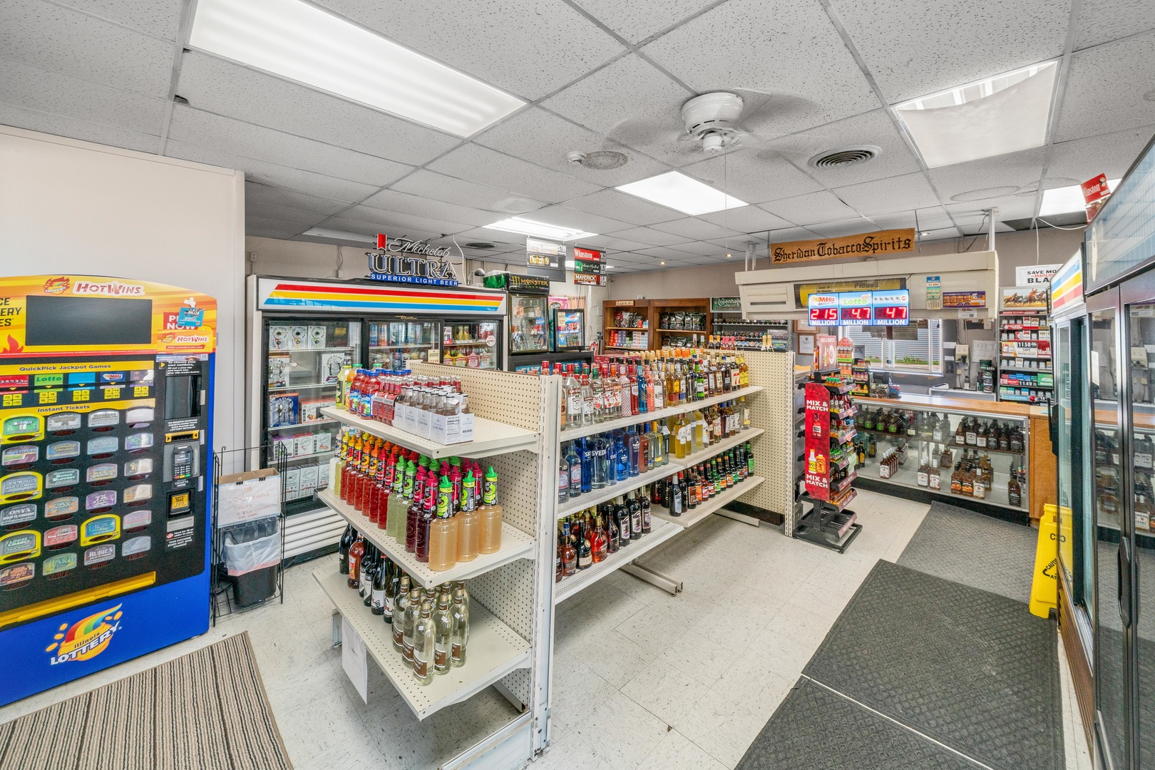 207 W Si Johnson Street, Sheridan, IL 60551