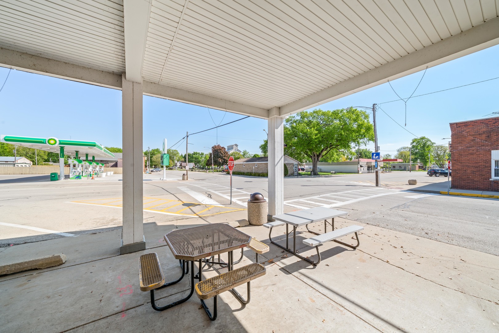 207 W Si Johnson Street, Sheridan, IL 60551