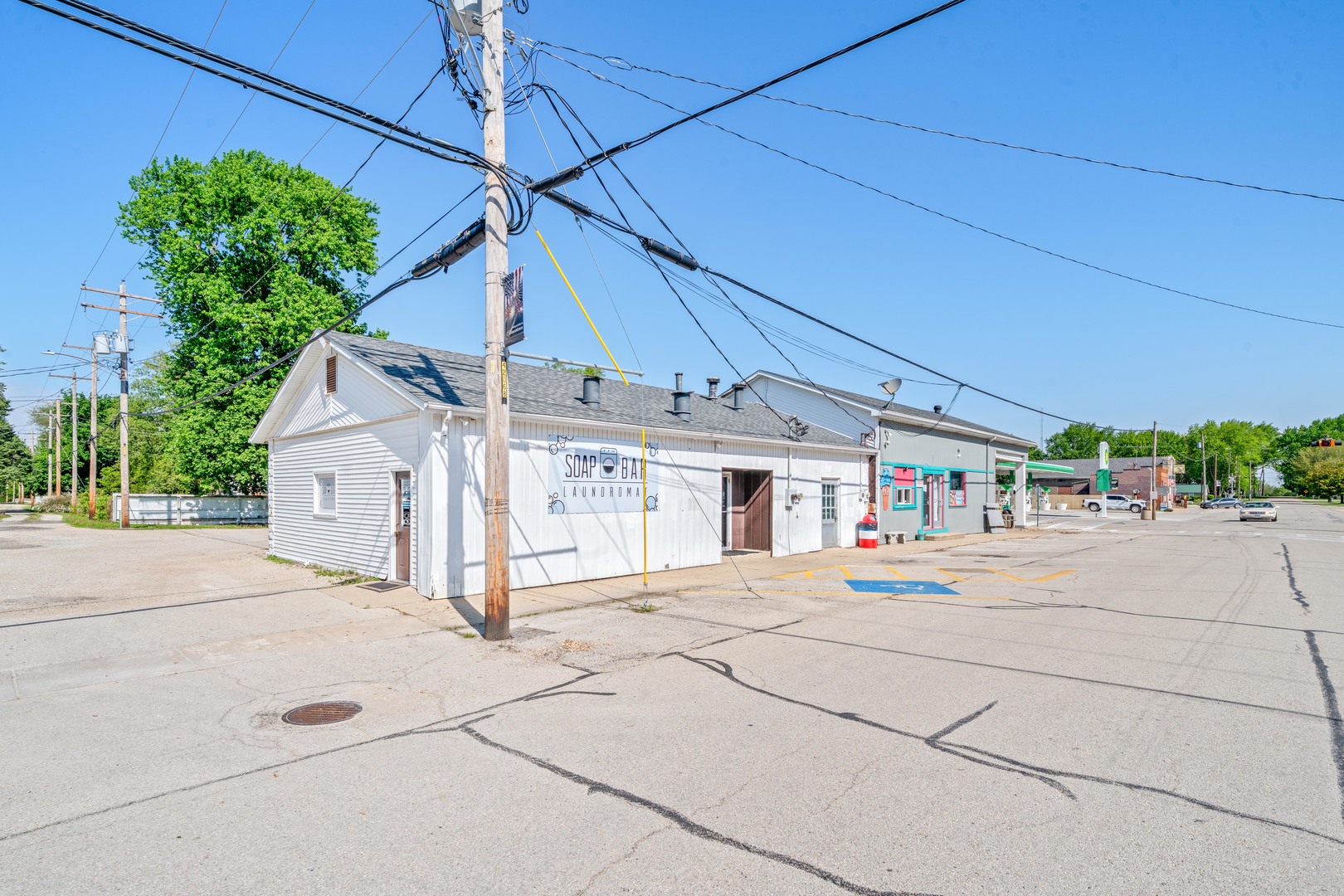 207 W Si Johnson Street, Sheridan, IL 60551