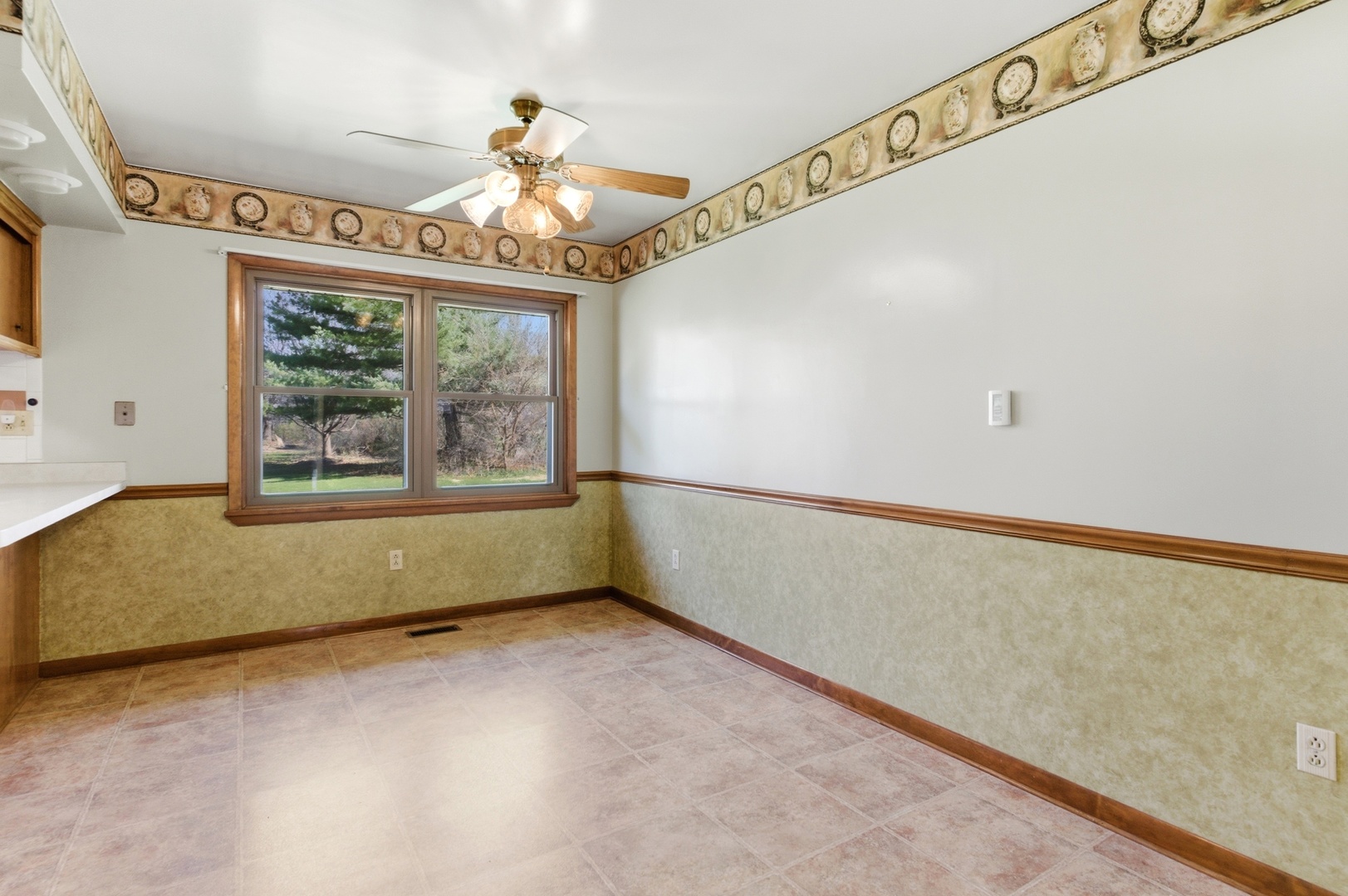 14 Knollwood Place, Joliet, IL 60433