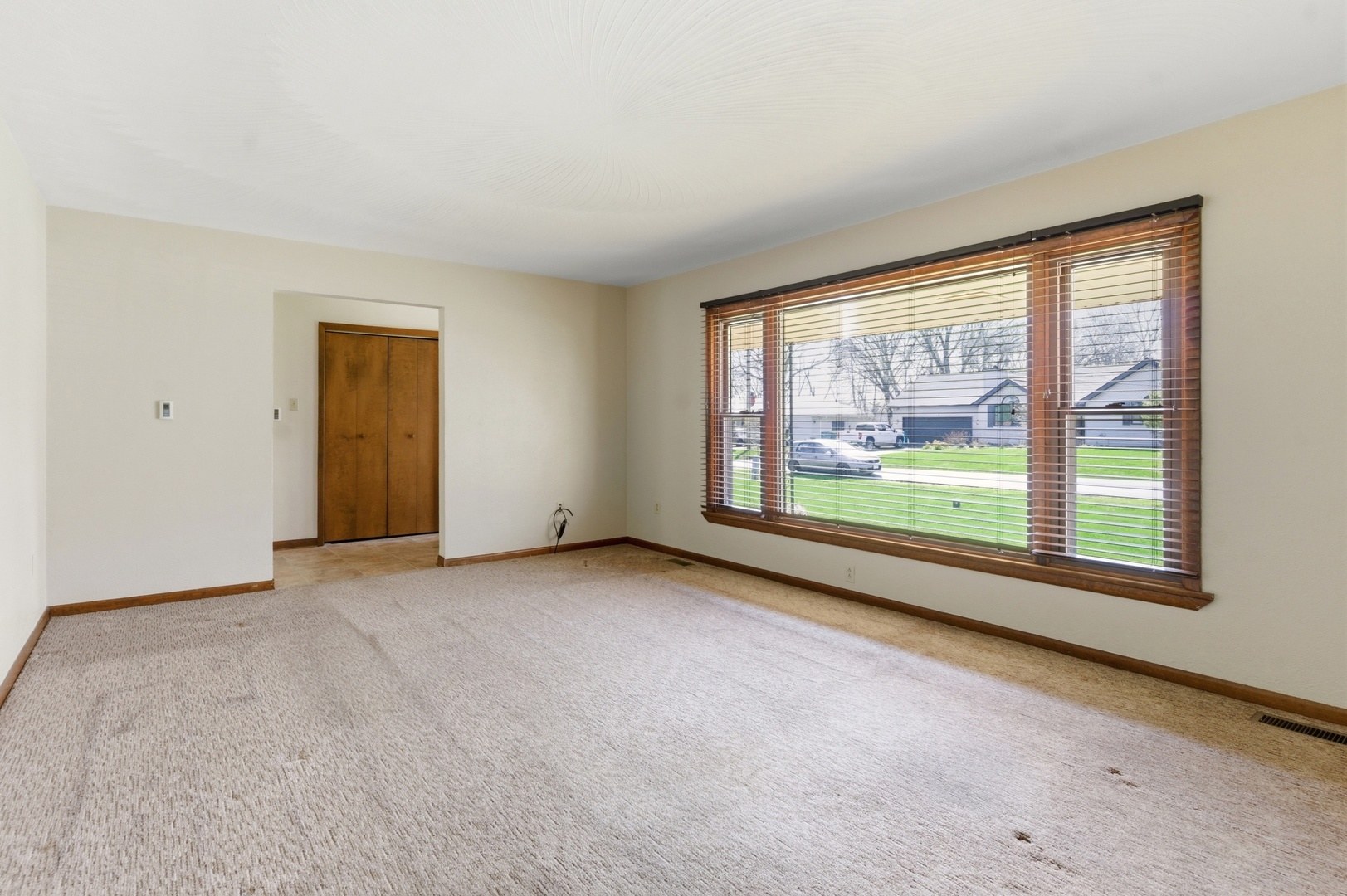 14 Knollwood Place, Joliet, IL 60433