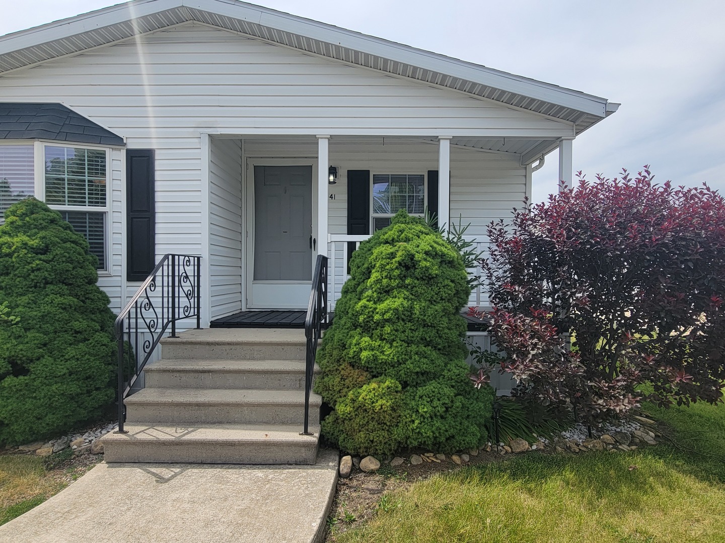 1041 ASPEN Drive, Manteno, IL 60950