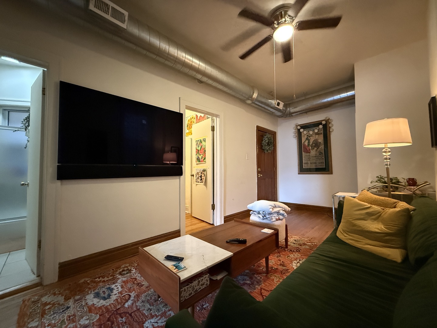 2042 W Chicago Avenue #2R, Chicago, IL 60622