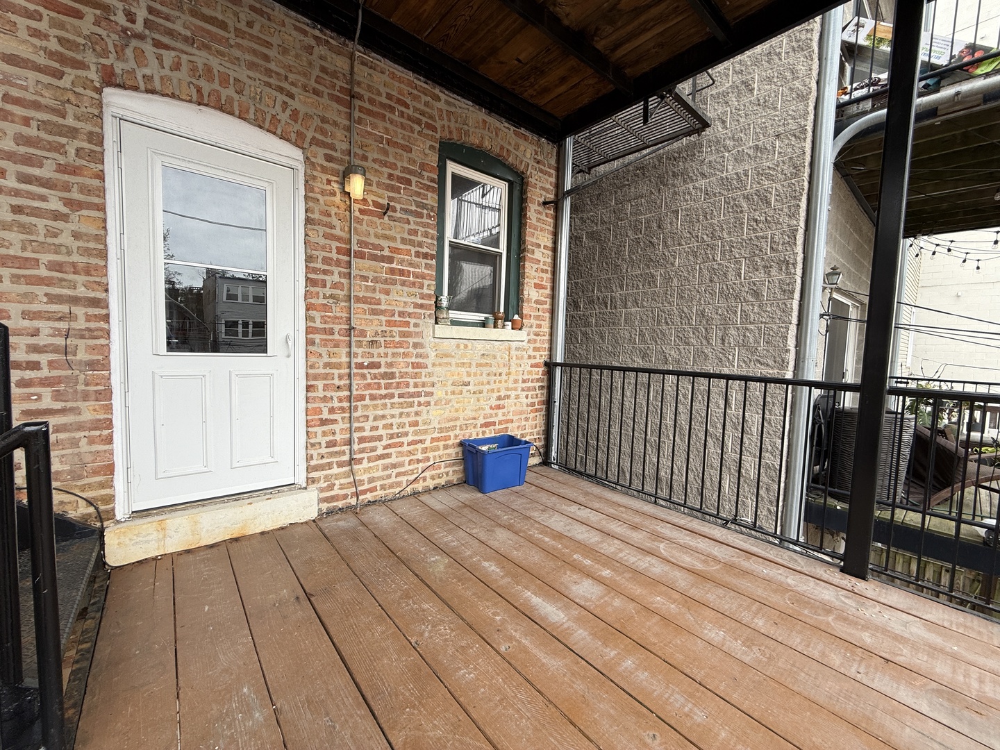 2042 W Chicago Avenue #2R, Chicago, IL 60622