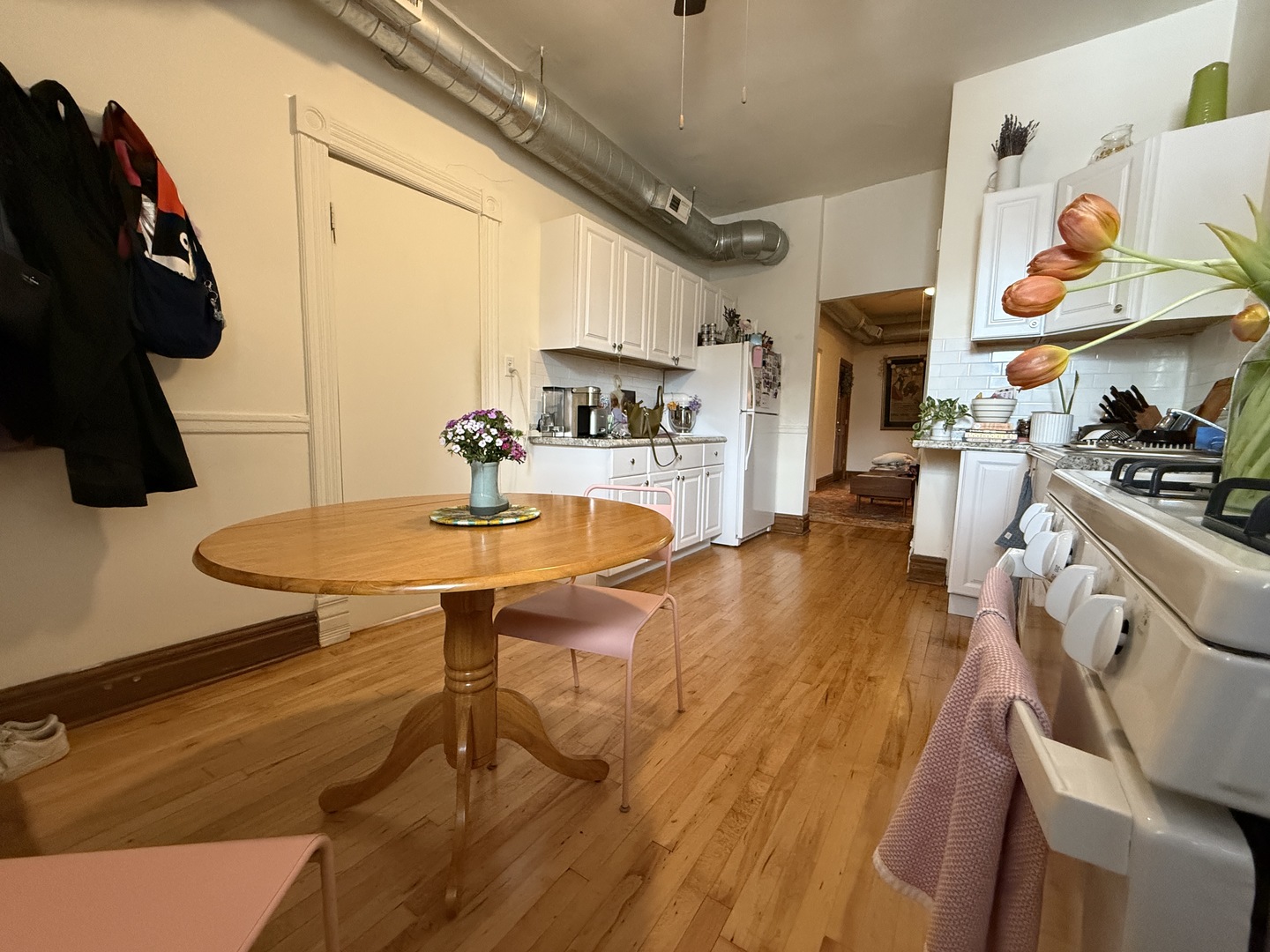 2042 W Chicago Avenue #2R, Chicago, IL 60622