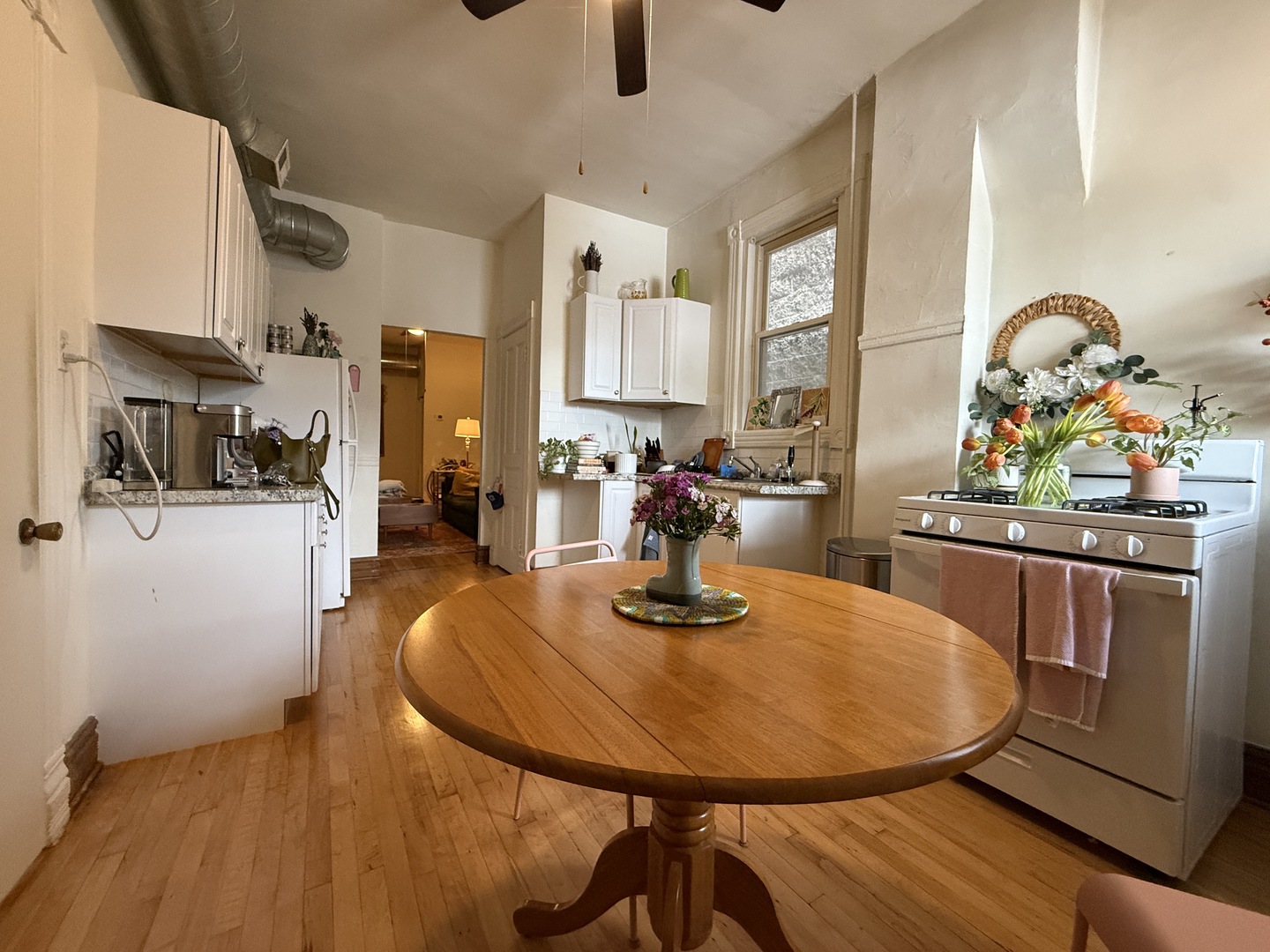 2042 W Chicago Avenue #2R, Chicago, IL 60622