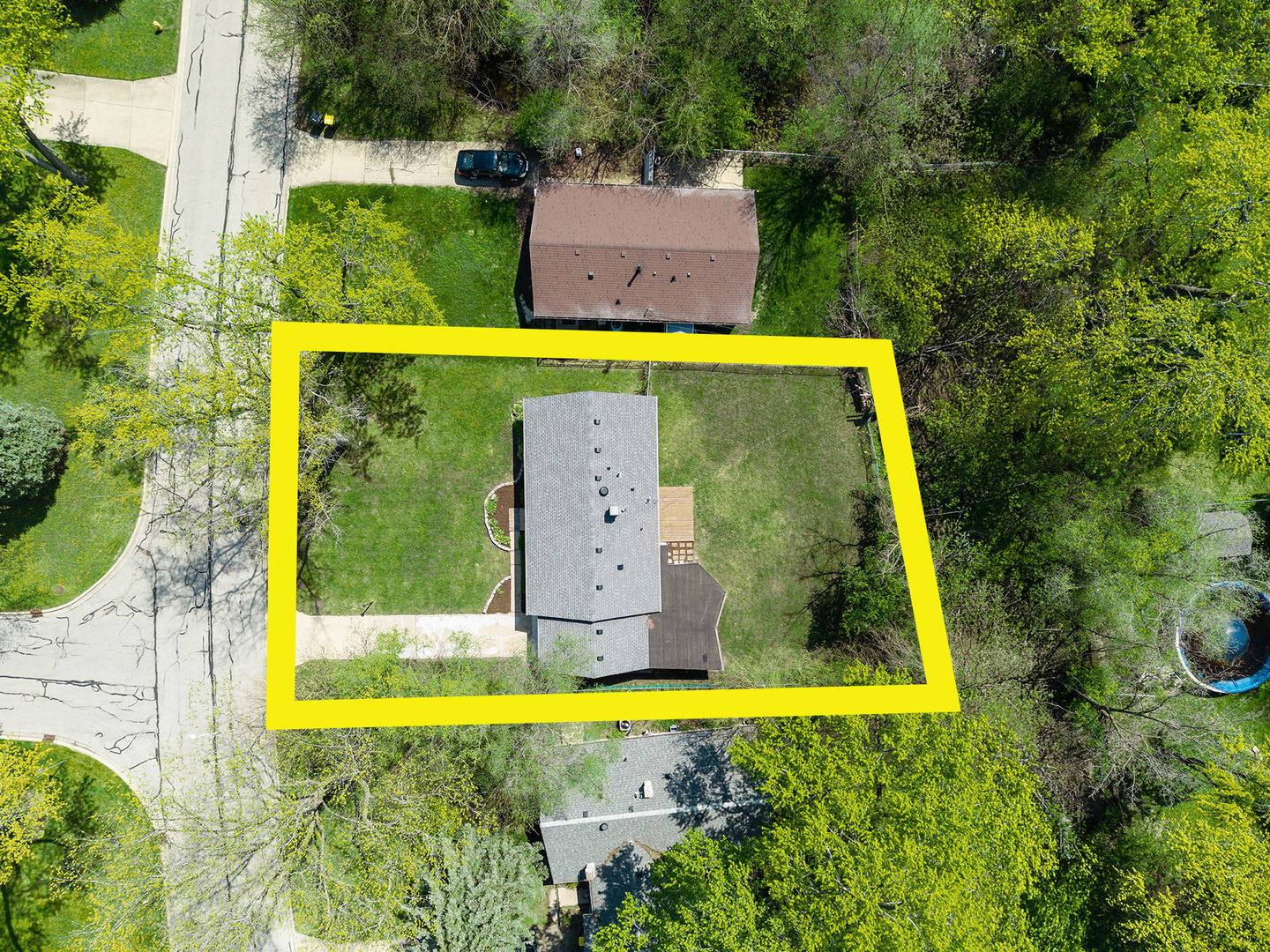 348 Seminole Lane, Carol Stream, IL 60188