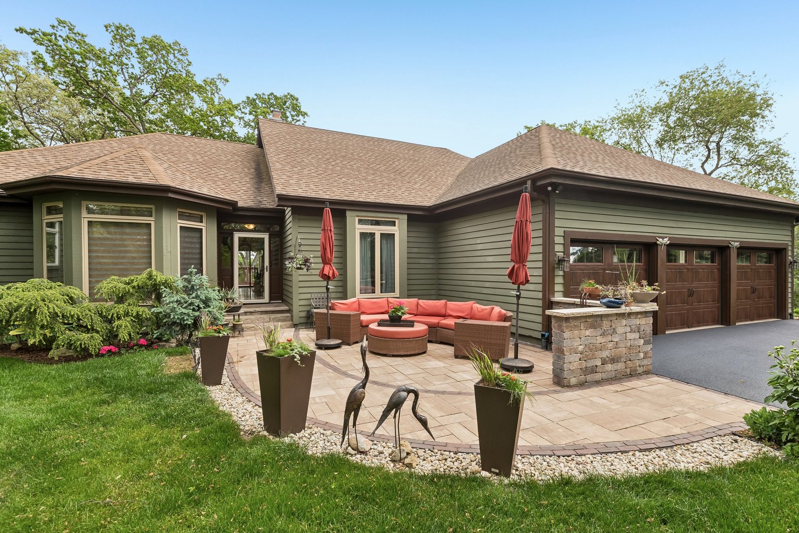 26073 W Laurel Court, Wauconda, IL 60084