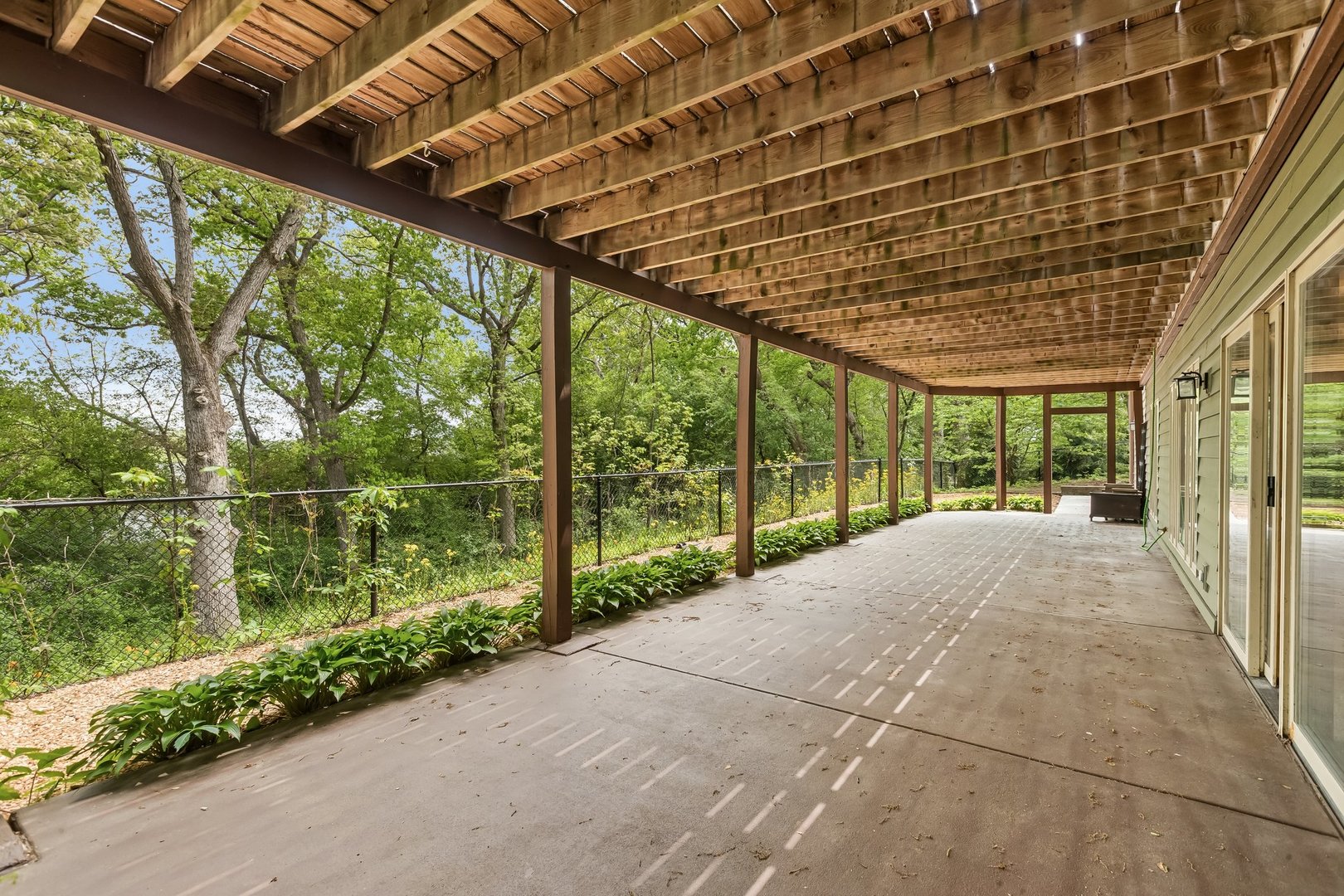 26073 W Laurel Court, Wauconda, IL 60084
