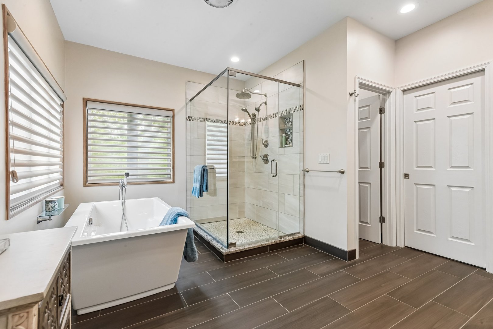 26073 W Laurel Court, Wauconda, IL 60084
