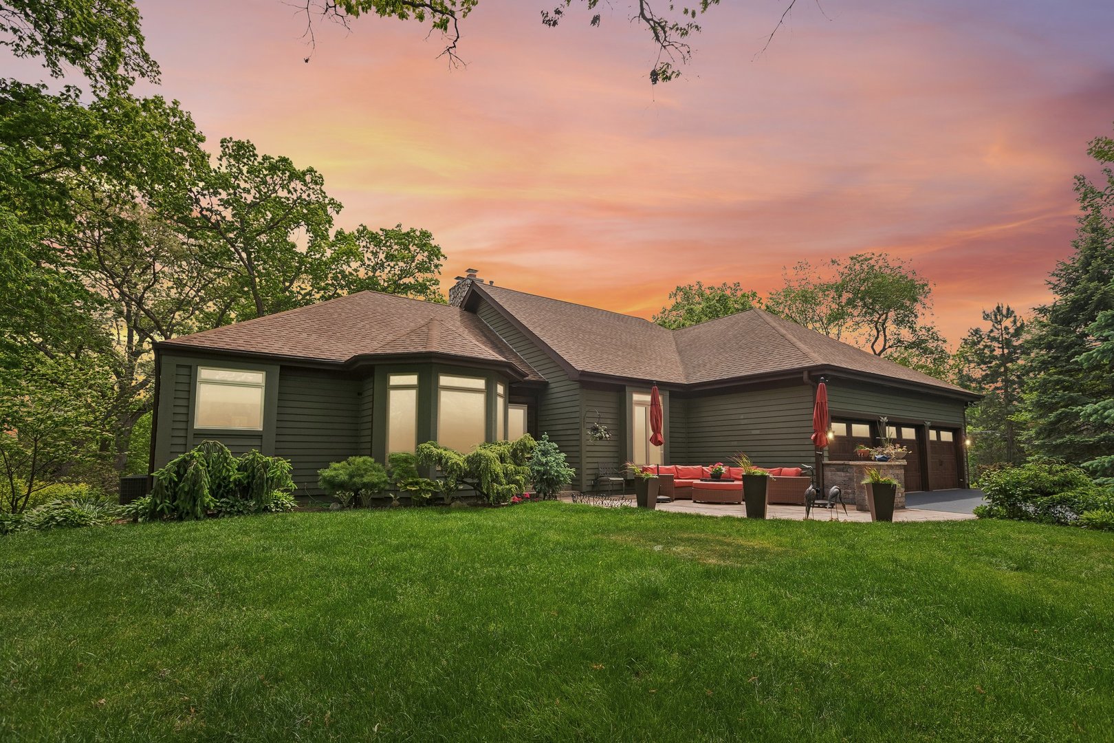26073 W Laurel Court, Wauconda, IL 60084