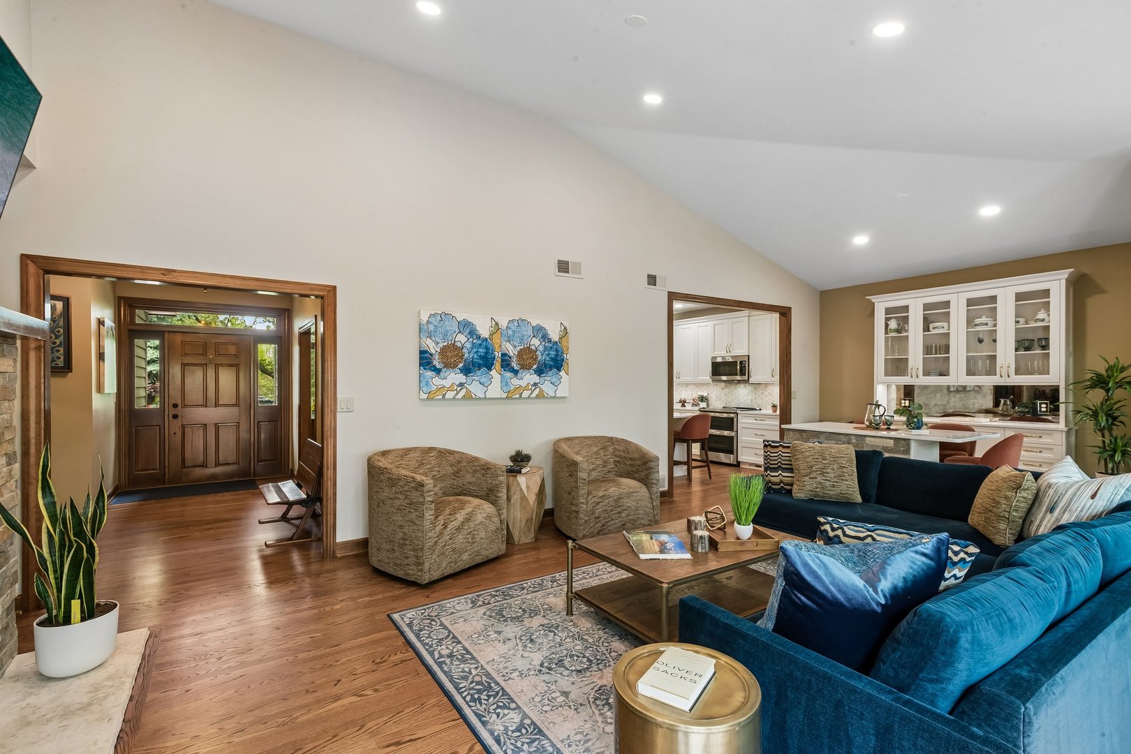 26073 W Laurel Court, Wauconda, IL 60084