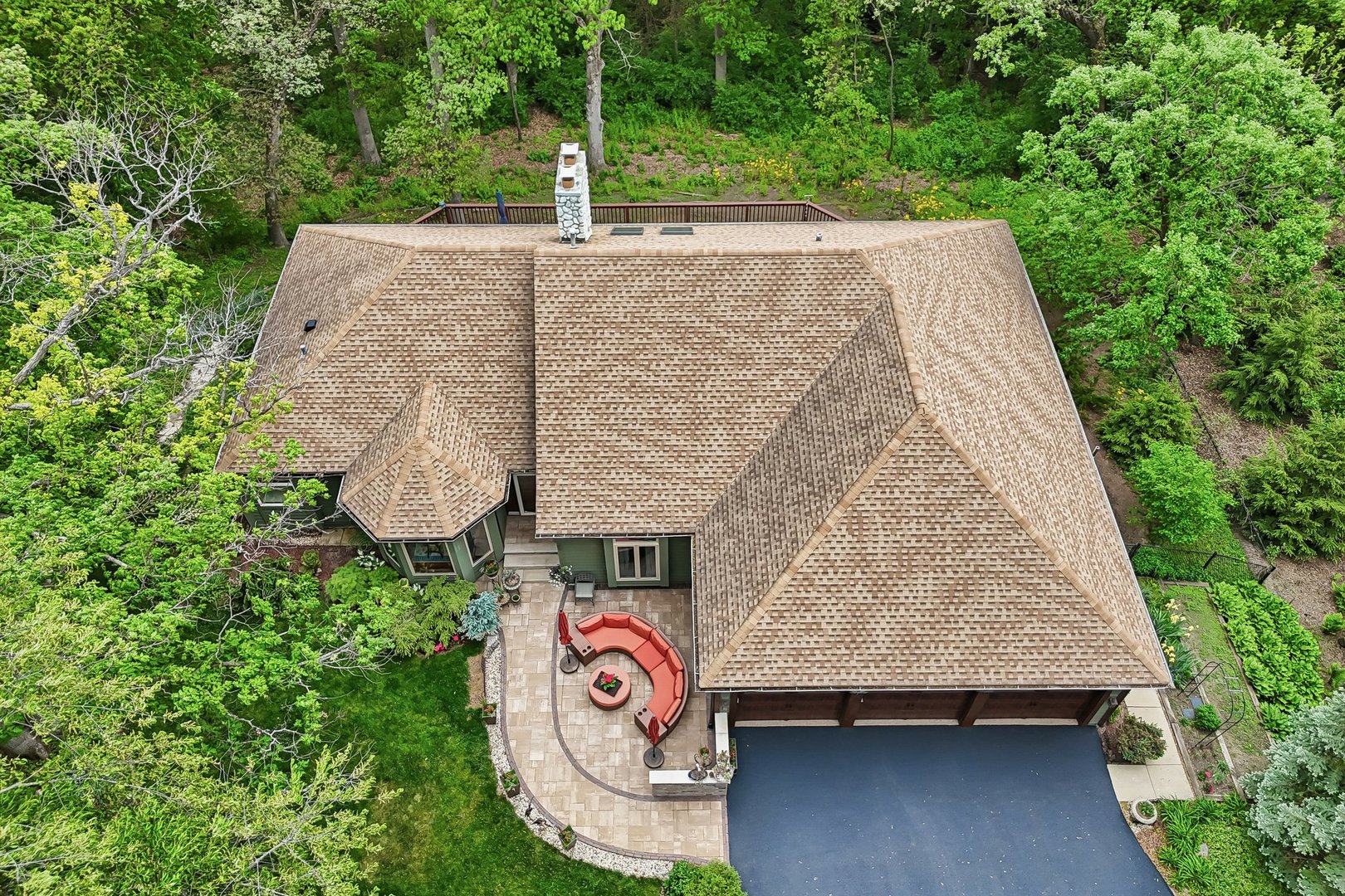 26073 W Laurel Court, Wauconda, IL 60084