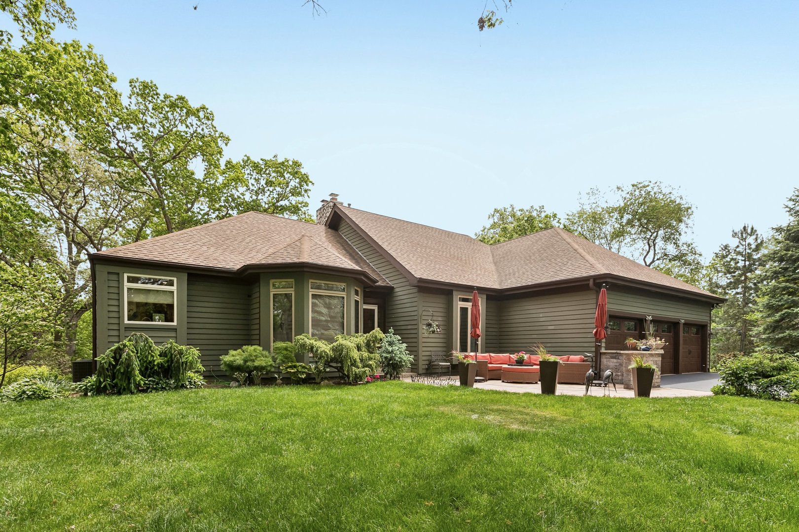 26073 W Laurel Court, Wauconda, IL 60084