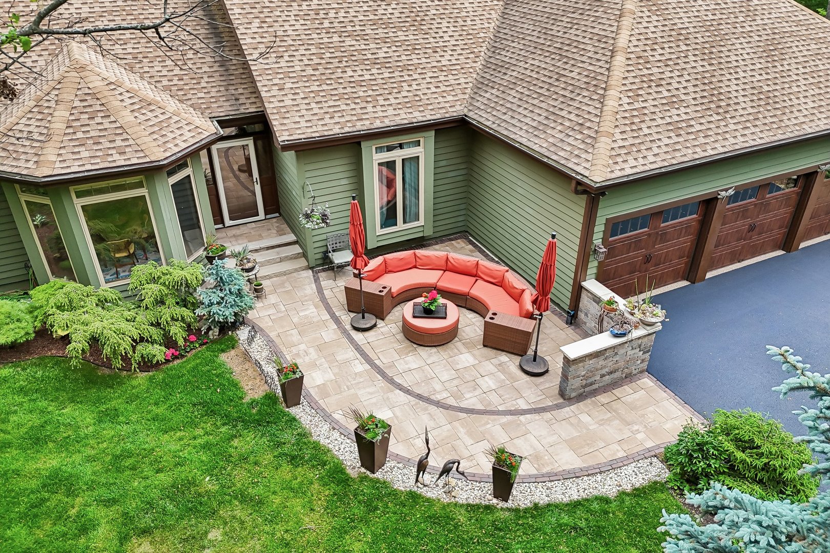 26073 W Laurel Court, Wauconda, IL 60084