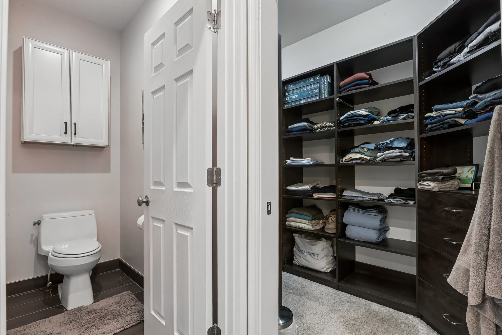 26073 W Laurel Court, Wauconda, IL 60084