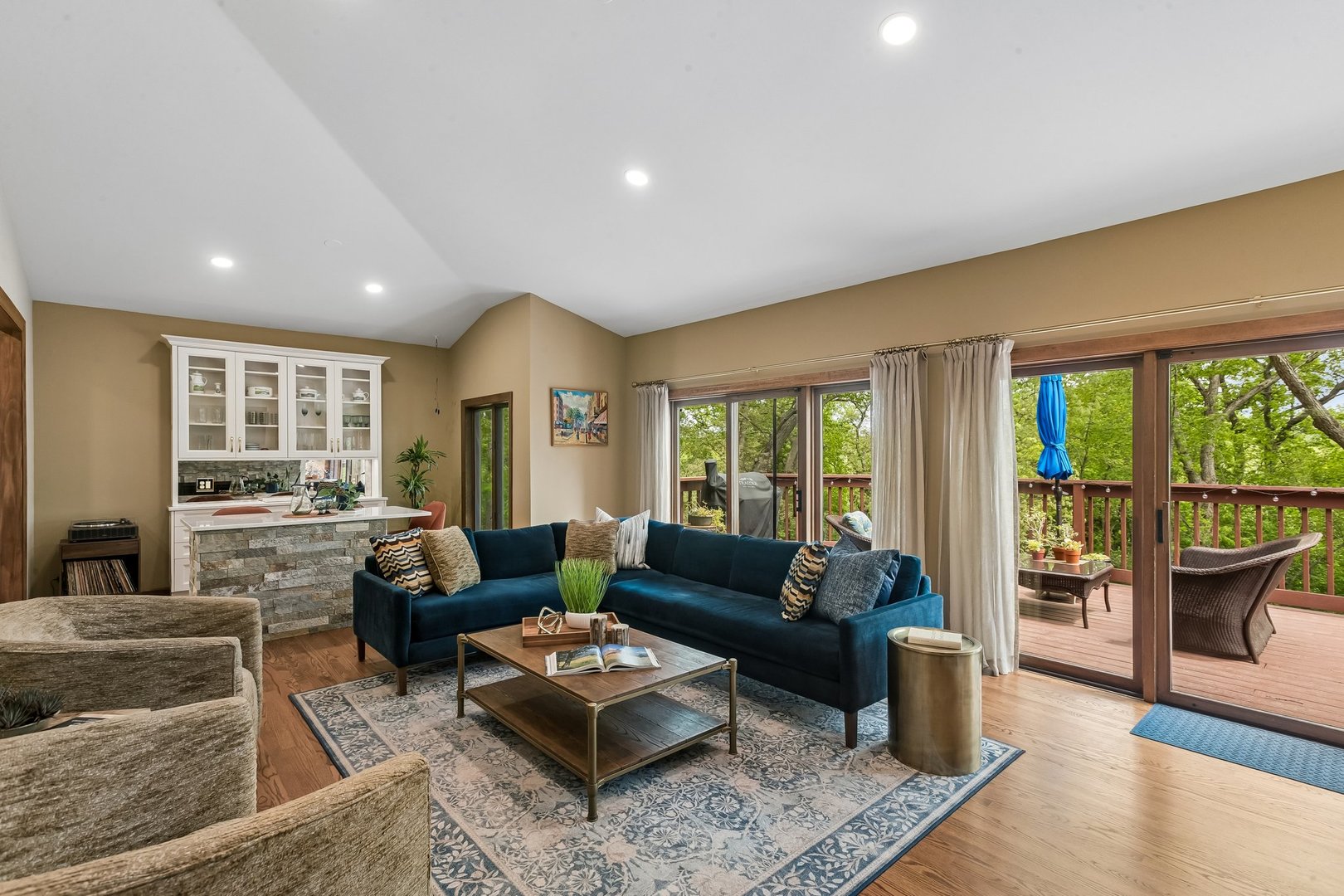 26073 W Laurel Court, Wauconda, IL 60084