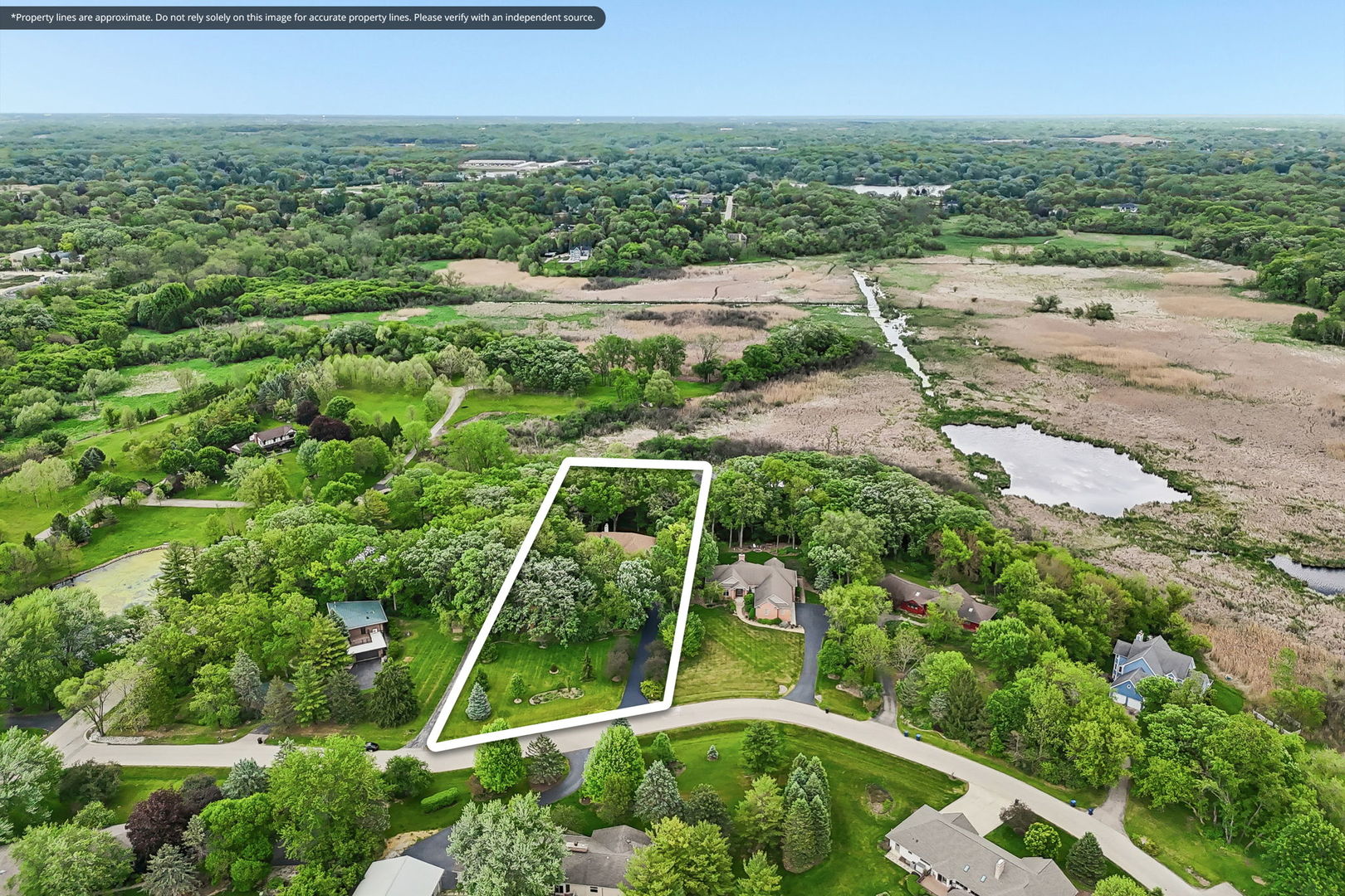26073 W Laurel Court, Wauconda, IL 60084