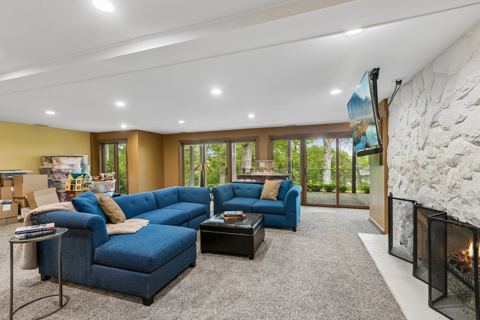 26073 W Laurel Court, Wauconda, IL 60084