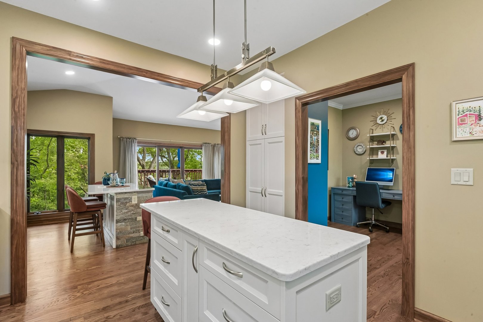 26073 W Laurel Court, Wauconda, IL 60084