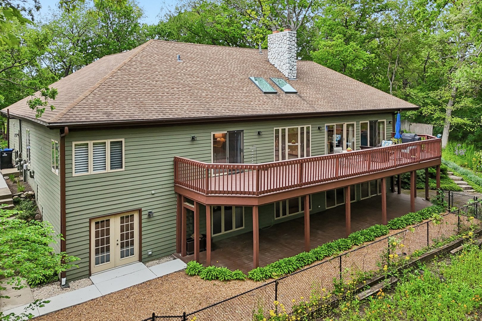 26073 W Laurel Court, Wauconda, IL 60084