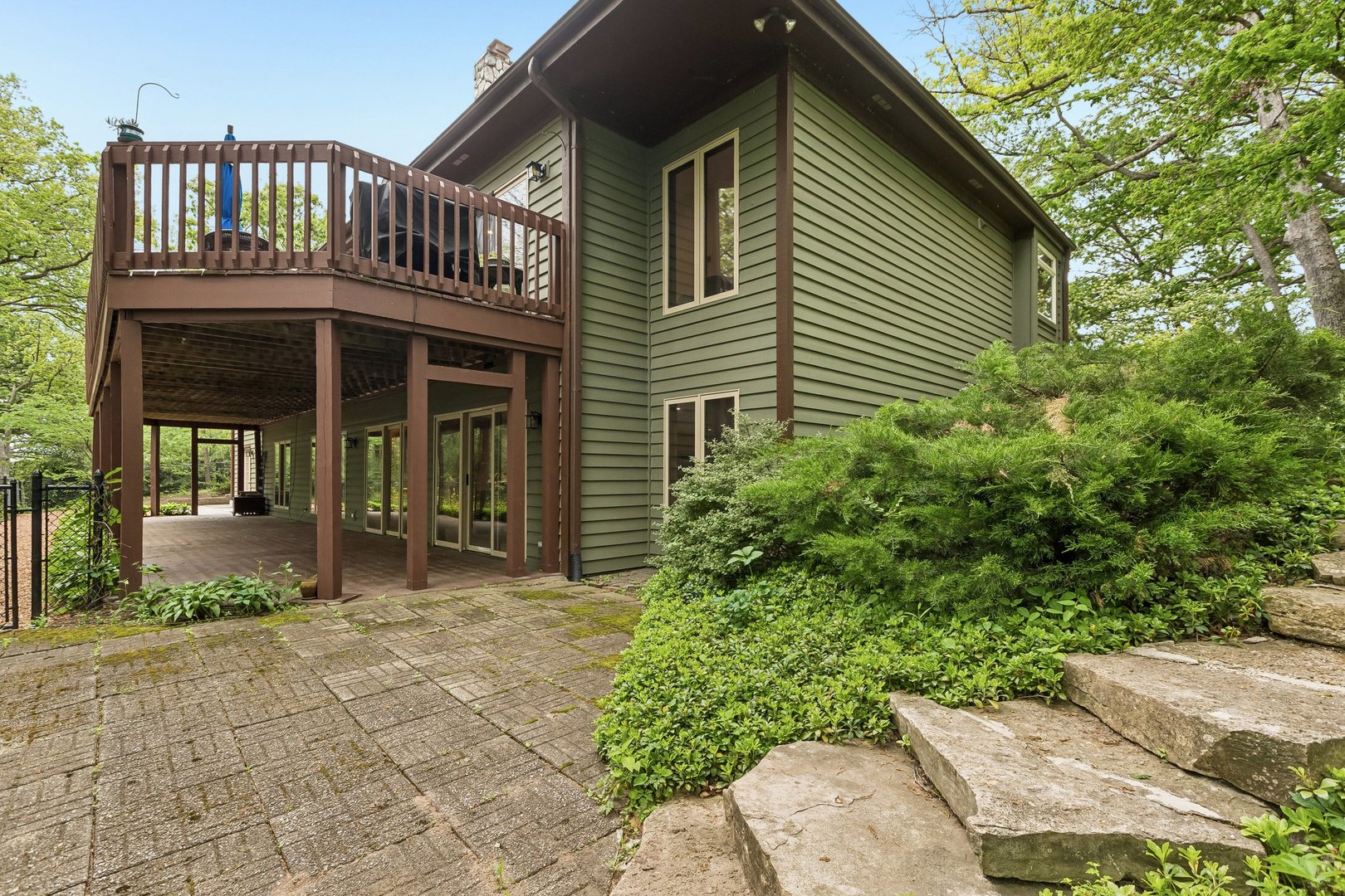 26073 W Laurel Court, Wauconda, IL 60084