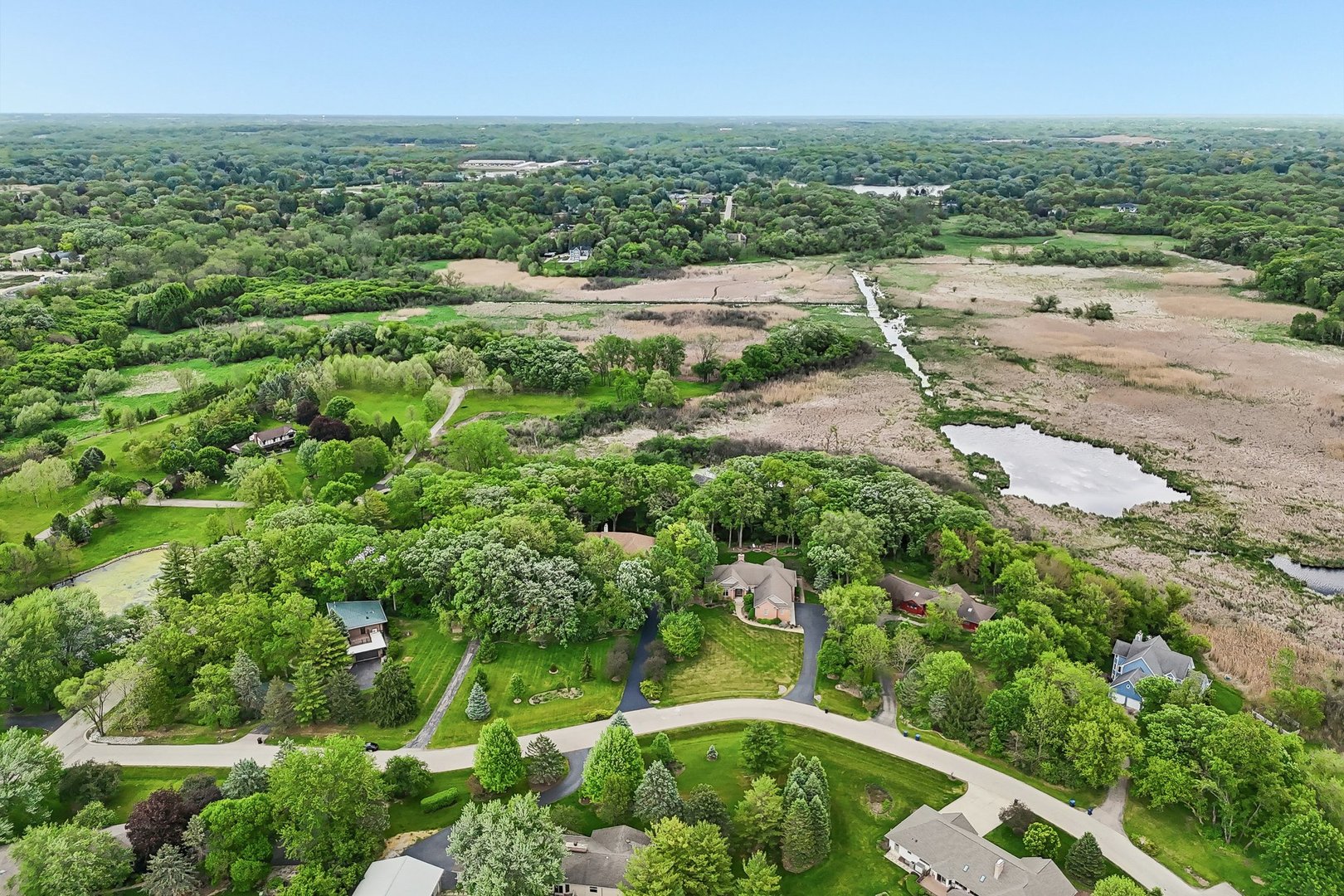 26073 W Laurel Court, Wauconda, IL 60084