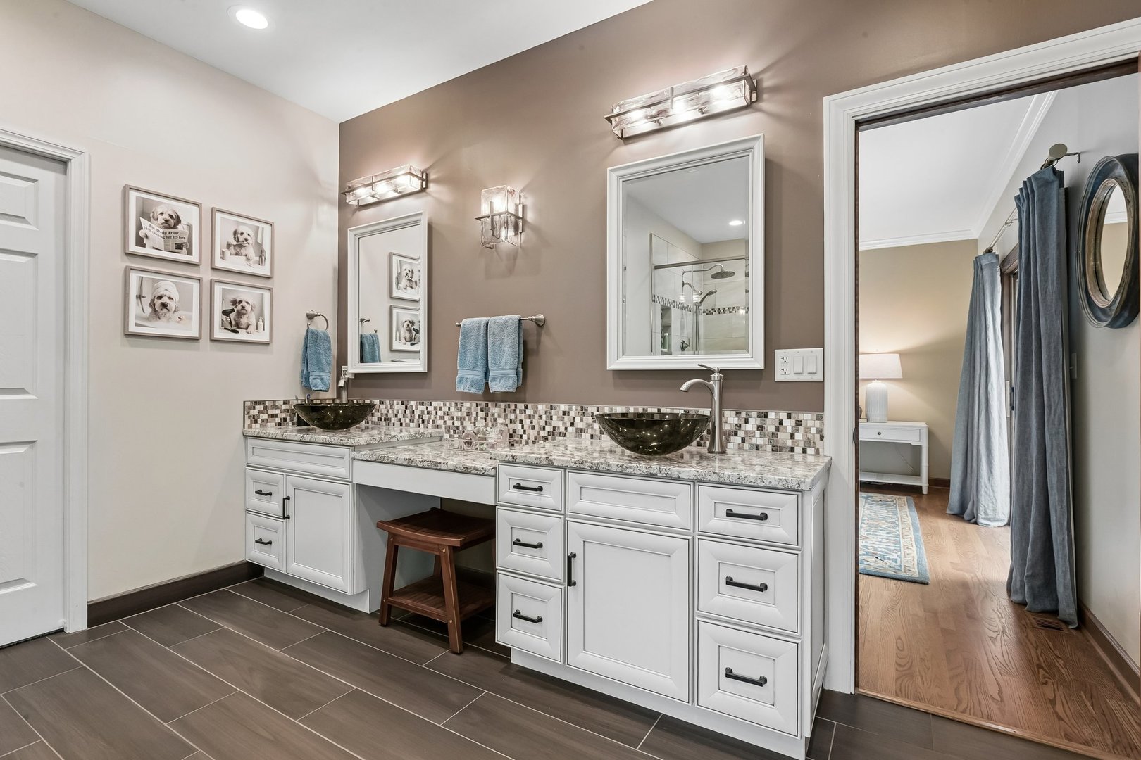 26073 W Laurel Court, Wauconda, IL 60084