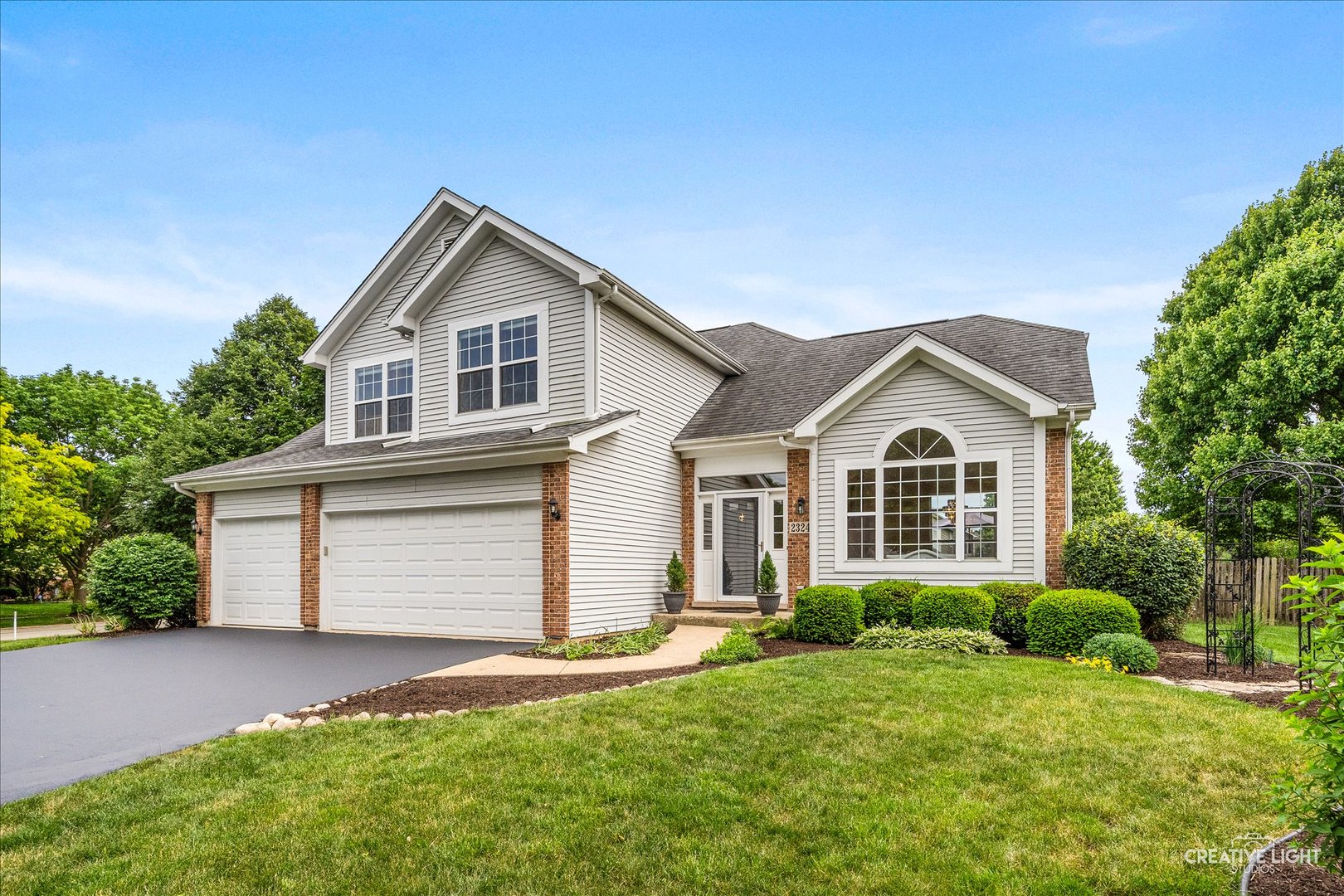 2324 Snapdragon Road, Naperville, IL 60564