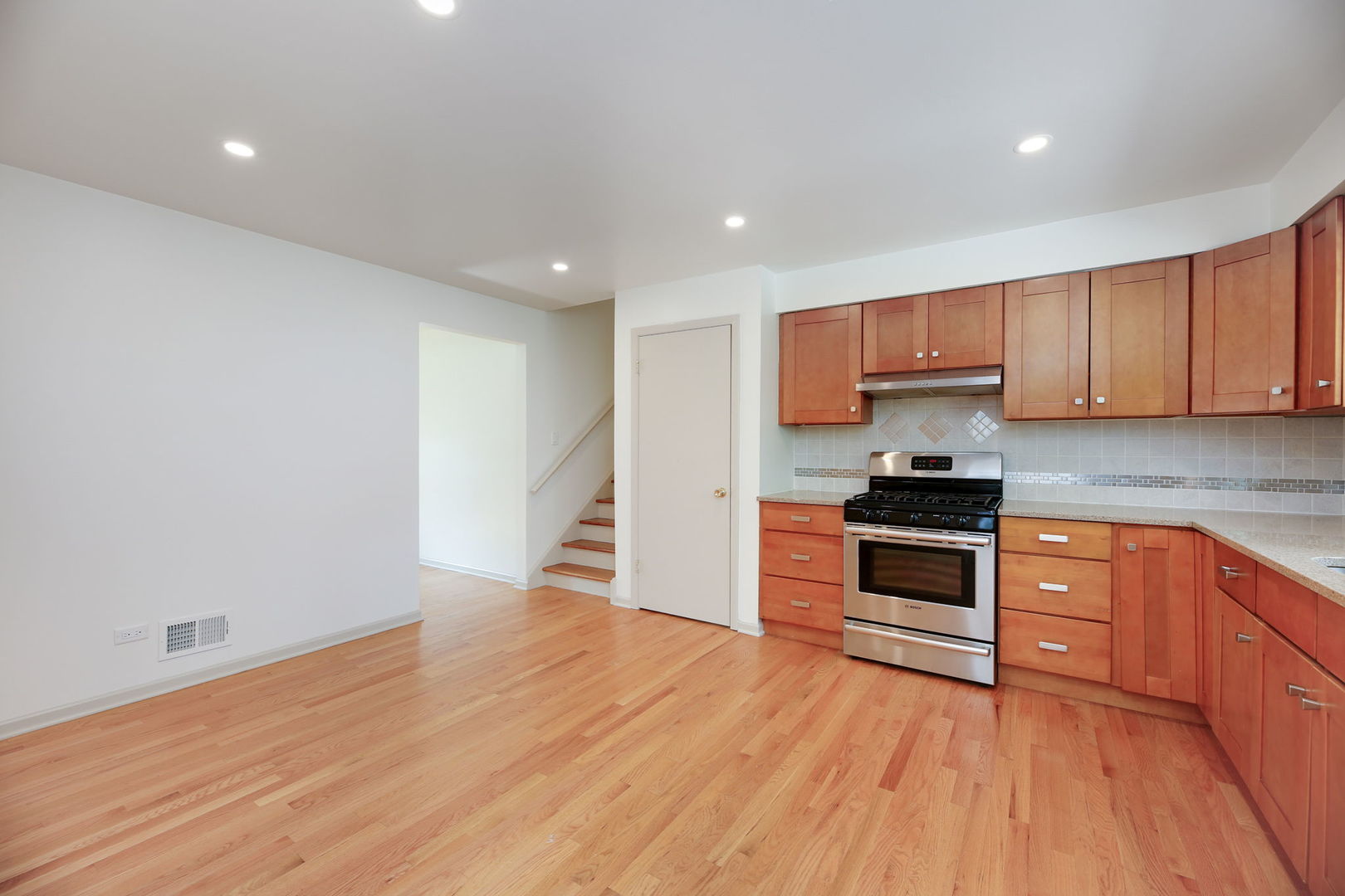 1149 Jane Avenue, Naperville, IL 60540