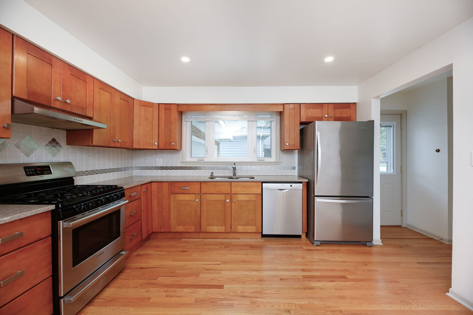 1149 Jane Avenue, Naperville, IL 60540