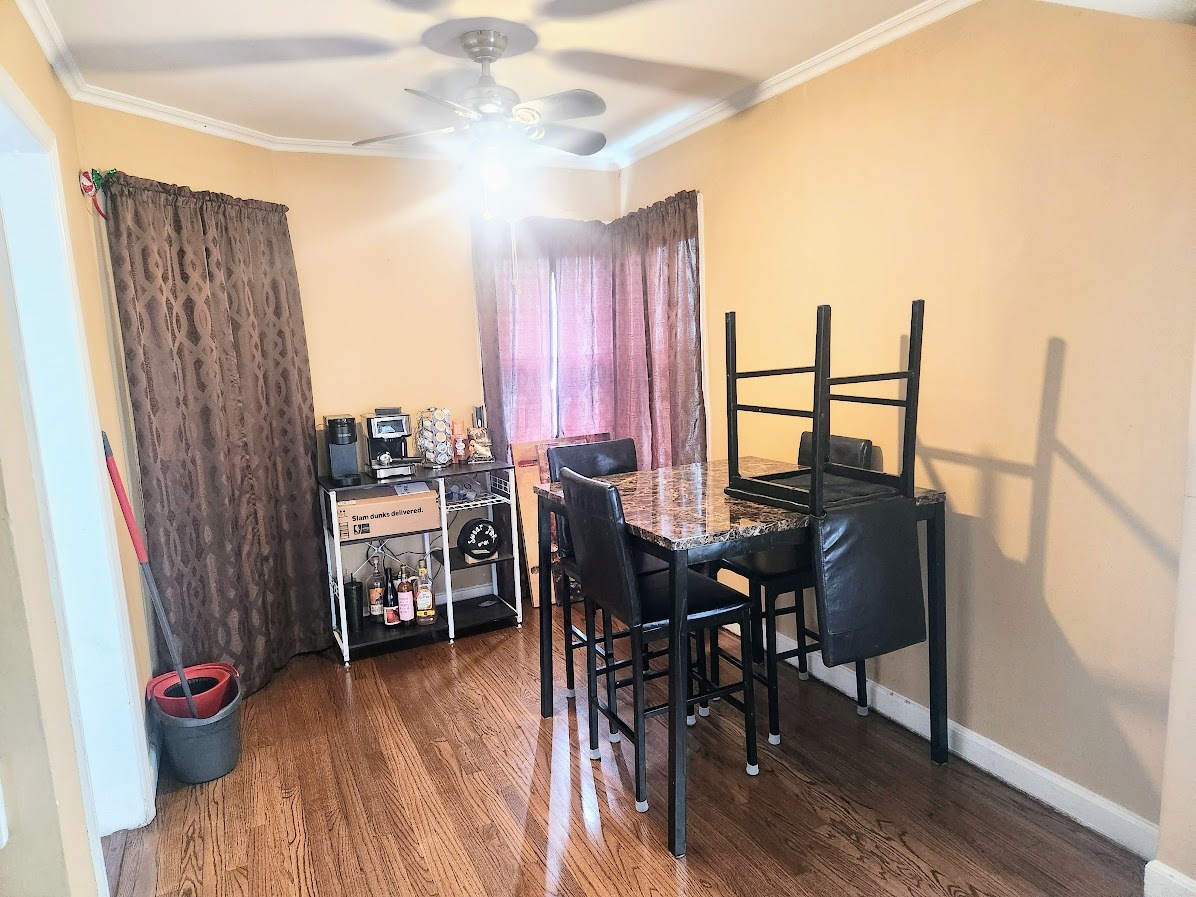 409-11 W Keith Avenue, Waukegan, IL 60085