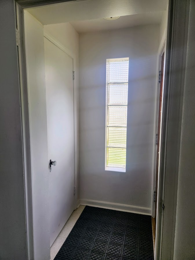 409-11 W Keith Avenue, Waukegan, IL 60085