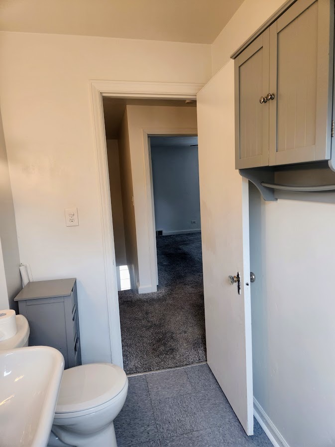 409-11 W Keith Avenue, Waukegan, IL 60085
