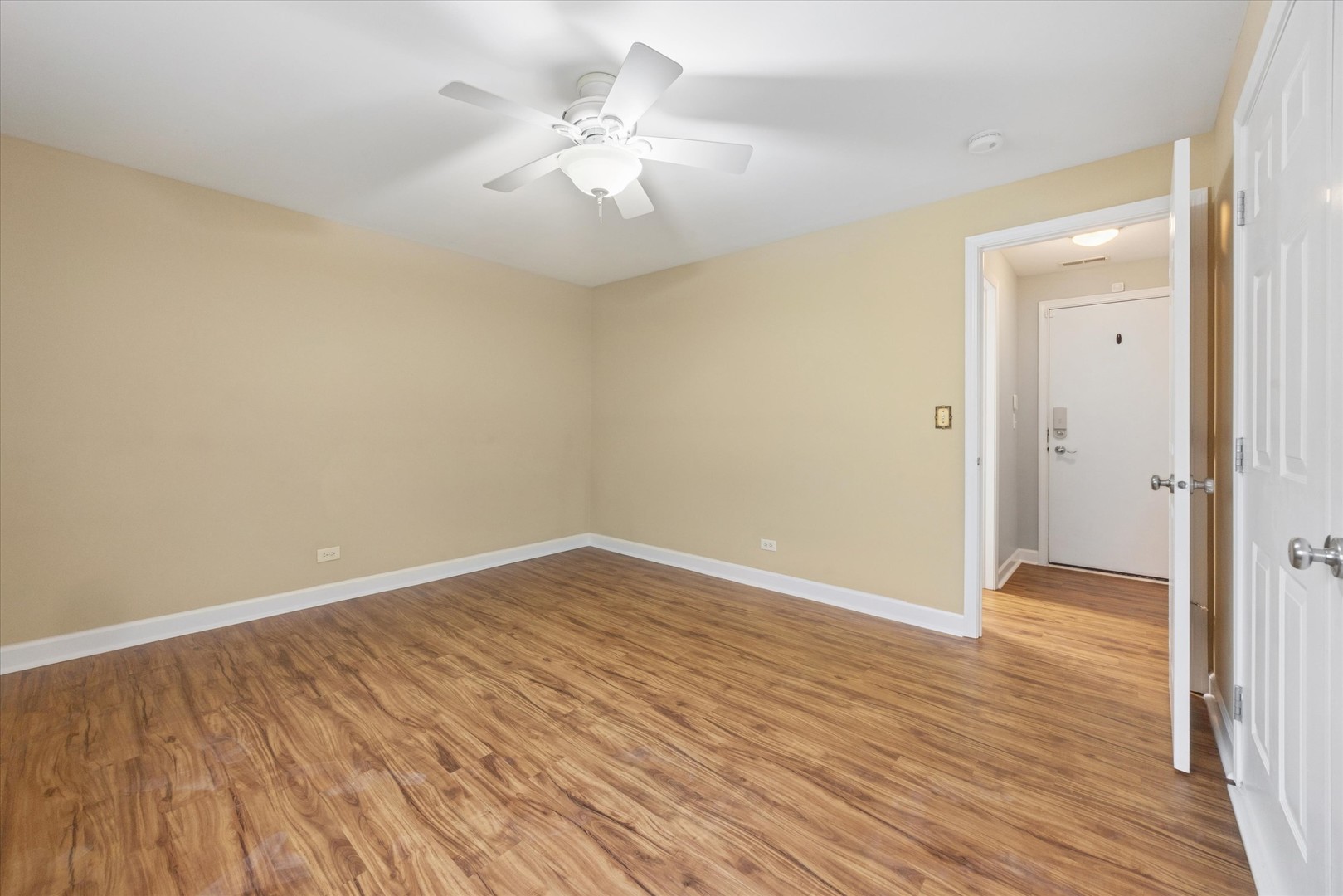 4144 Milford Lane, Aurora, IL 60504