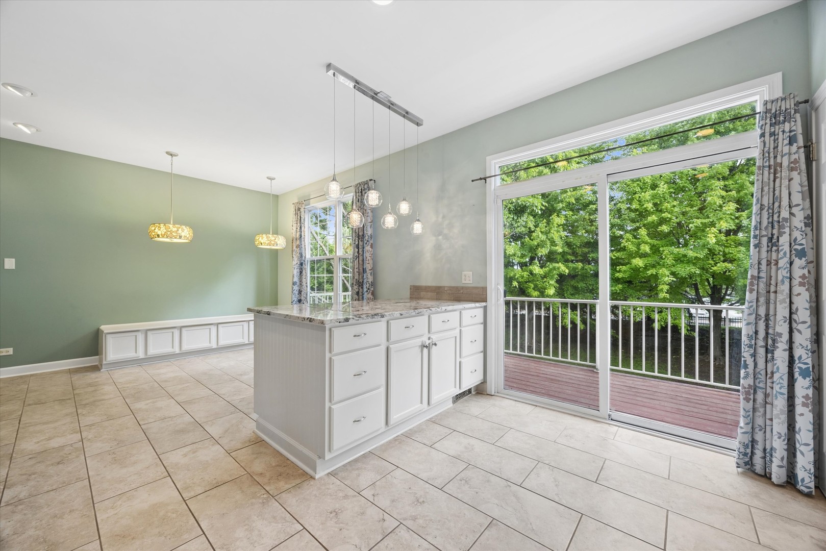 4144 Milford Lane, Aurora, IL 60504