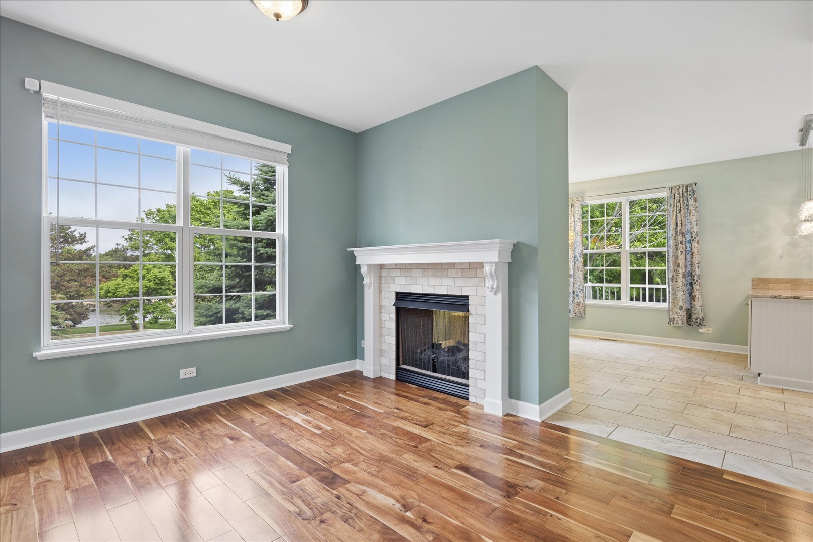 4144 Milford Lane, Aurora, IL 60504