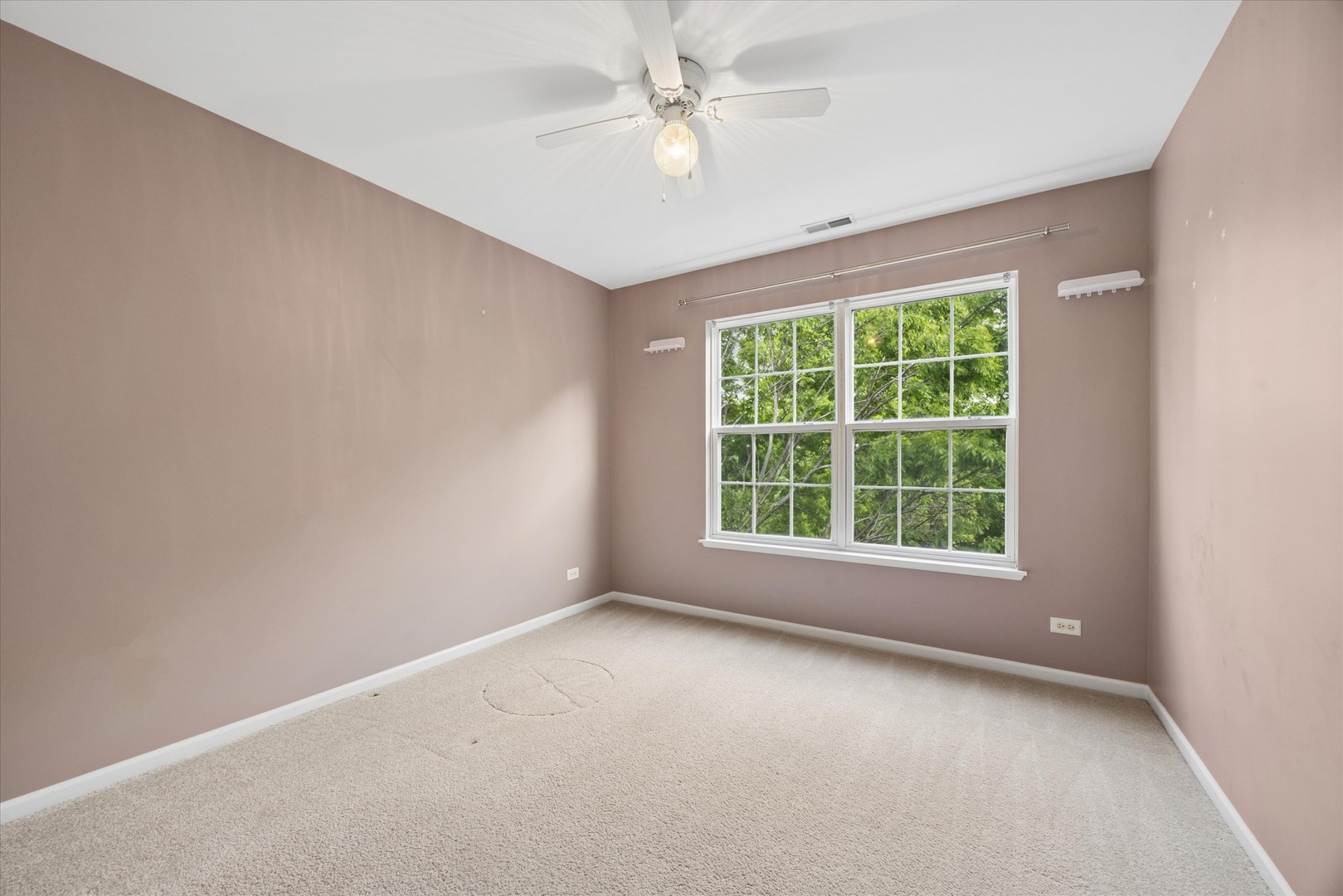 4144 Milford Lane, Aurora, IL 60504