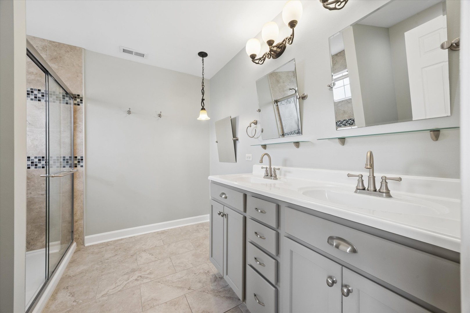 4144 Milford Lane, Aurora, IL 60504