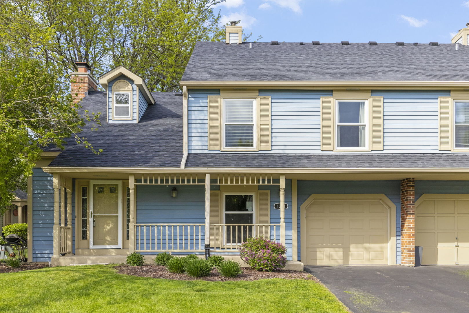 1353 Queensgreen Circle #1502, Naperville, IL 60563