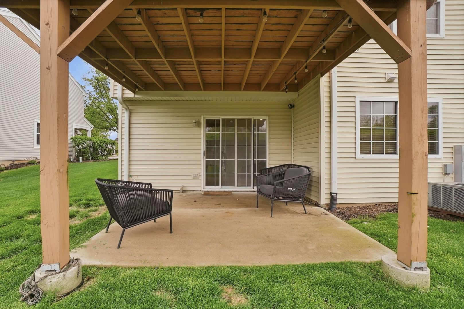1340 Harvest Drive, Crest Hill, IL 60403