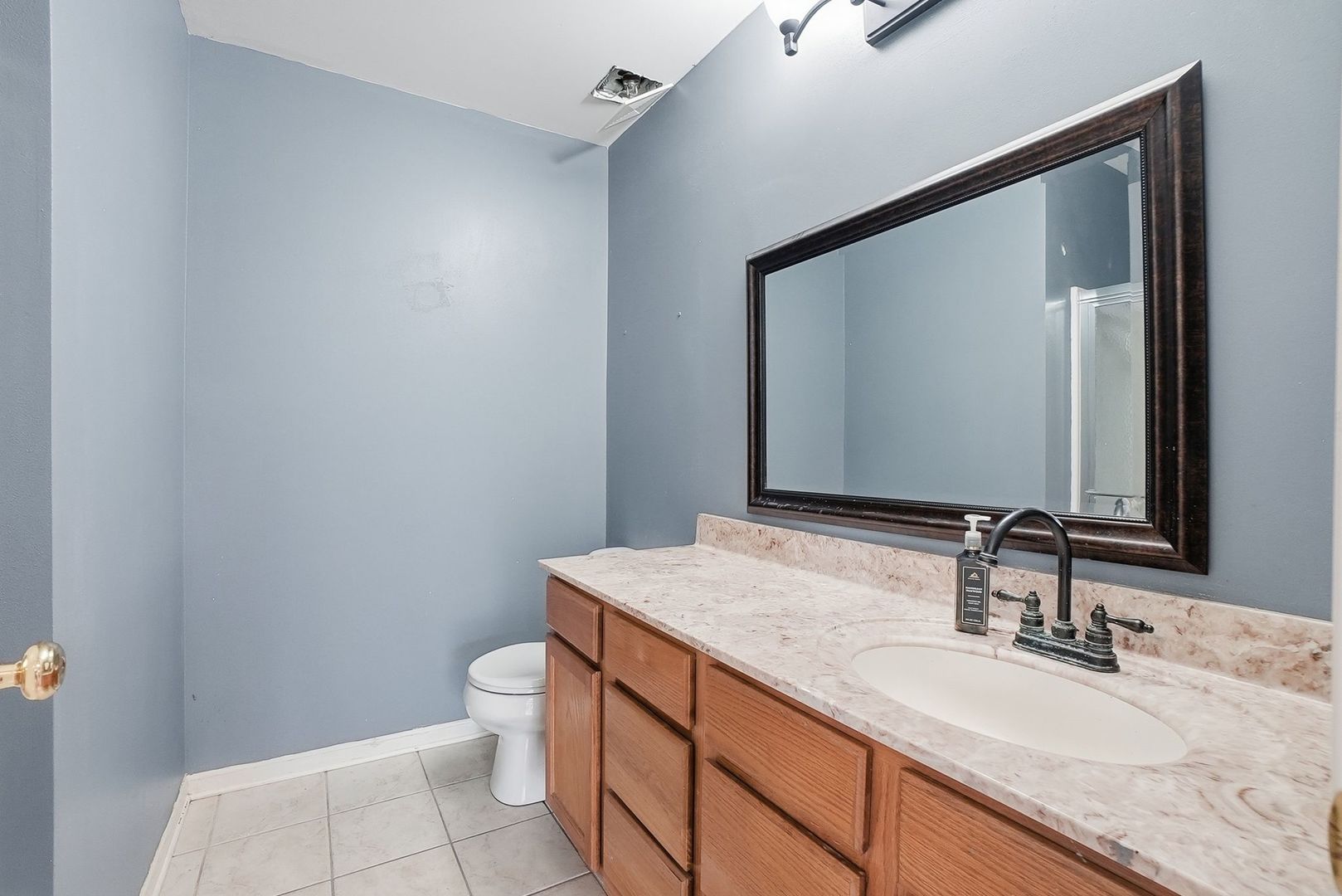 1340 Harvest Drive, Crest Hill, IL 60403